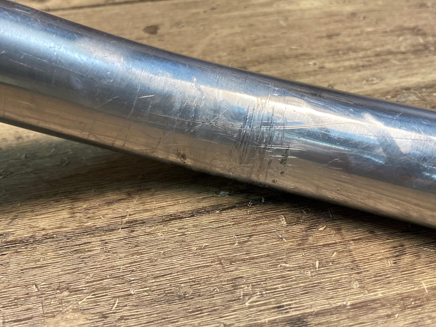 IL929 3ttt フラットバー フラットハンドル ライザーバー Φ26.0 外-外500mm