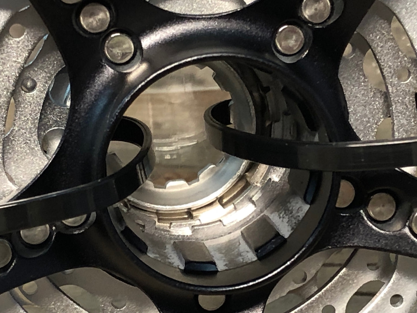IZ605 シマノ SHIMANO デオーレ DEORE XT CS-M770 スプロケット 11-34T 9S