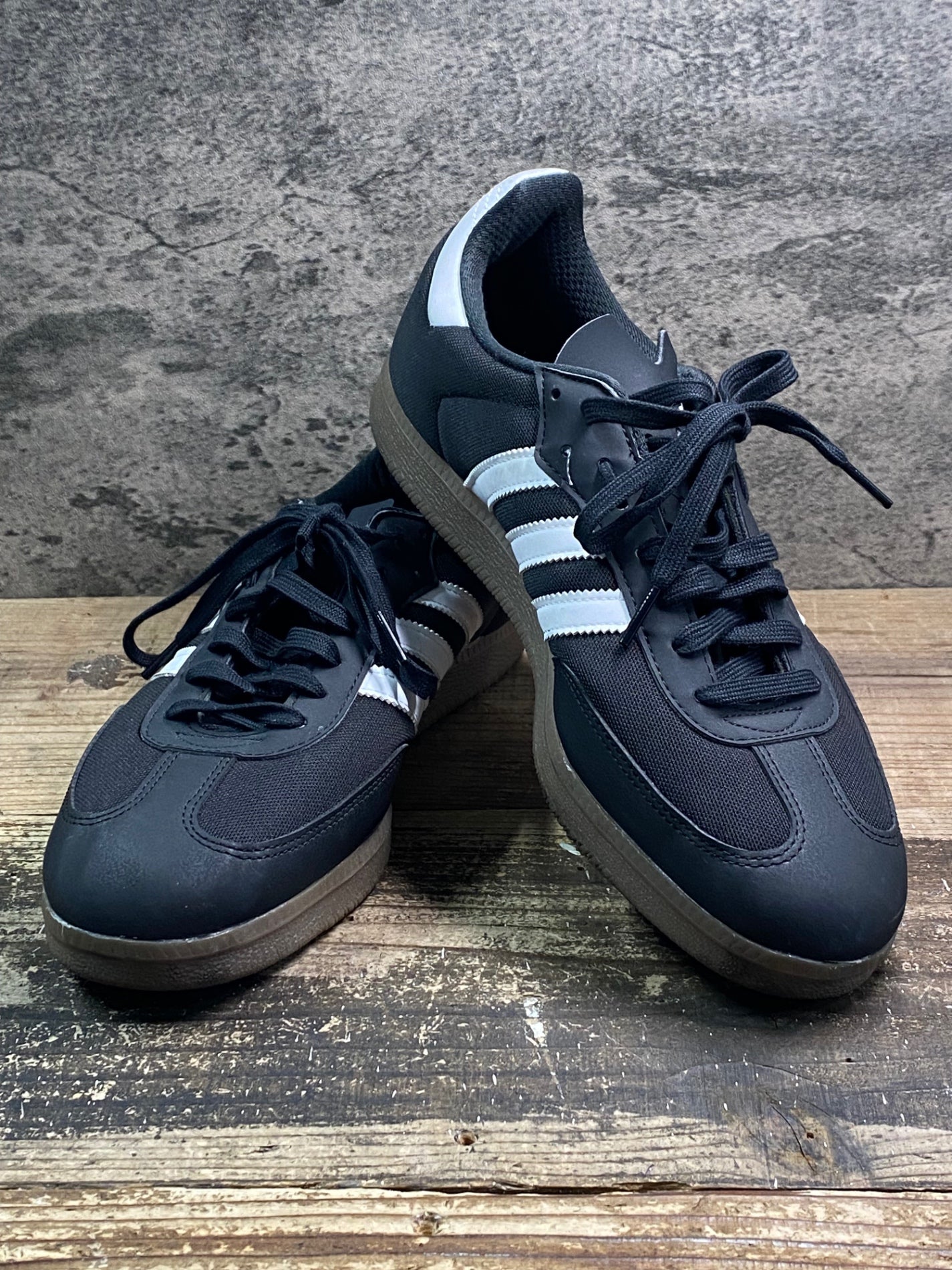 IZ399 アディダス adidas ベロサンバ- velosamba ビンディングシューズ SPD EU46