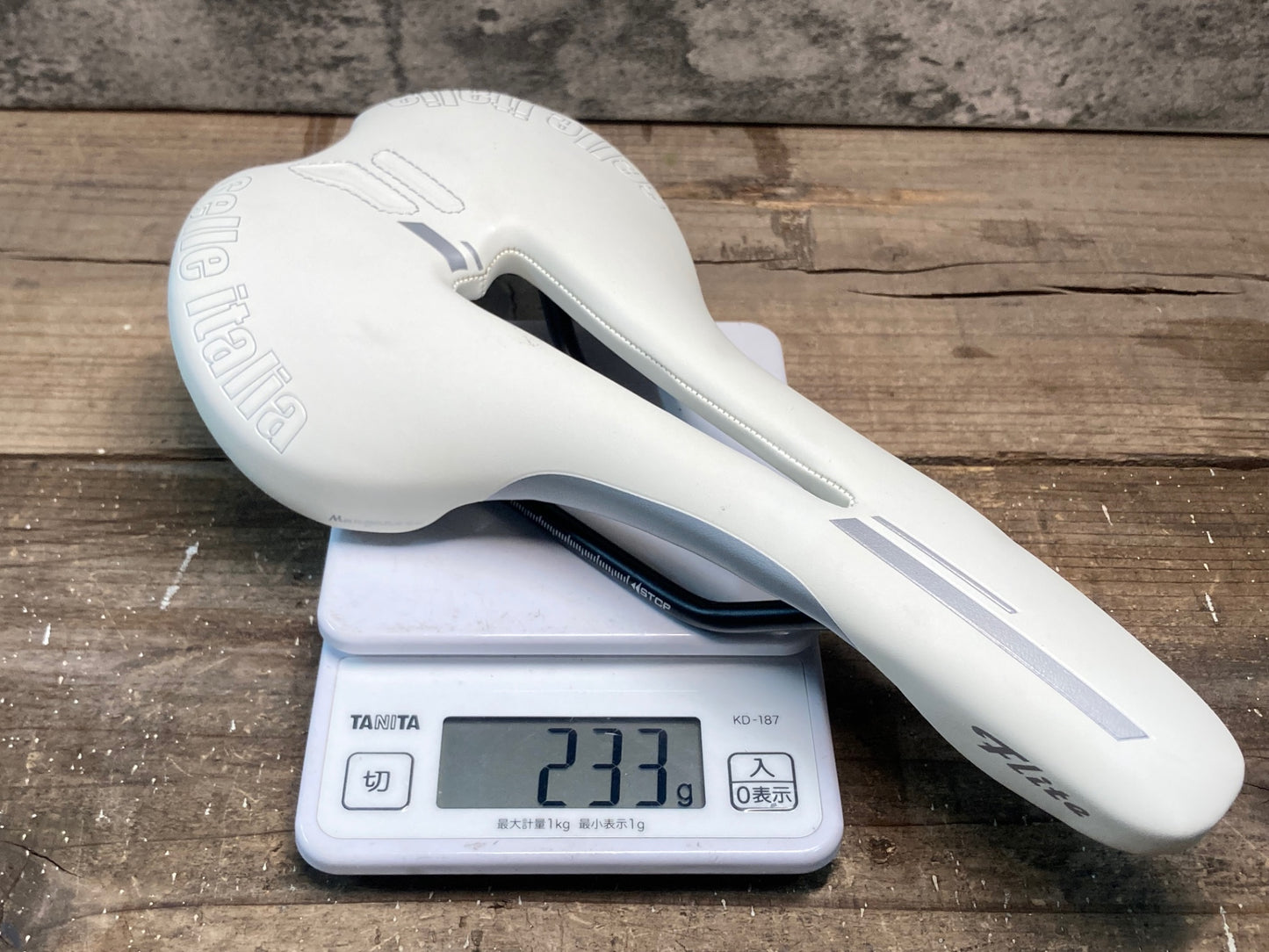 IP825 セライタリア selle italia フライト FLITE MANGANESEレール 白