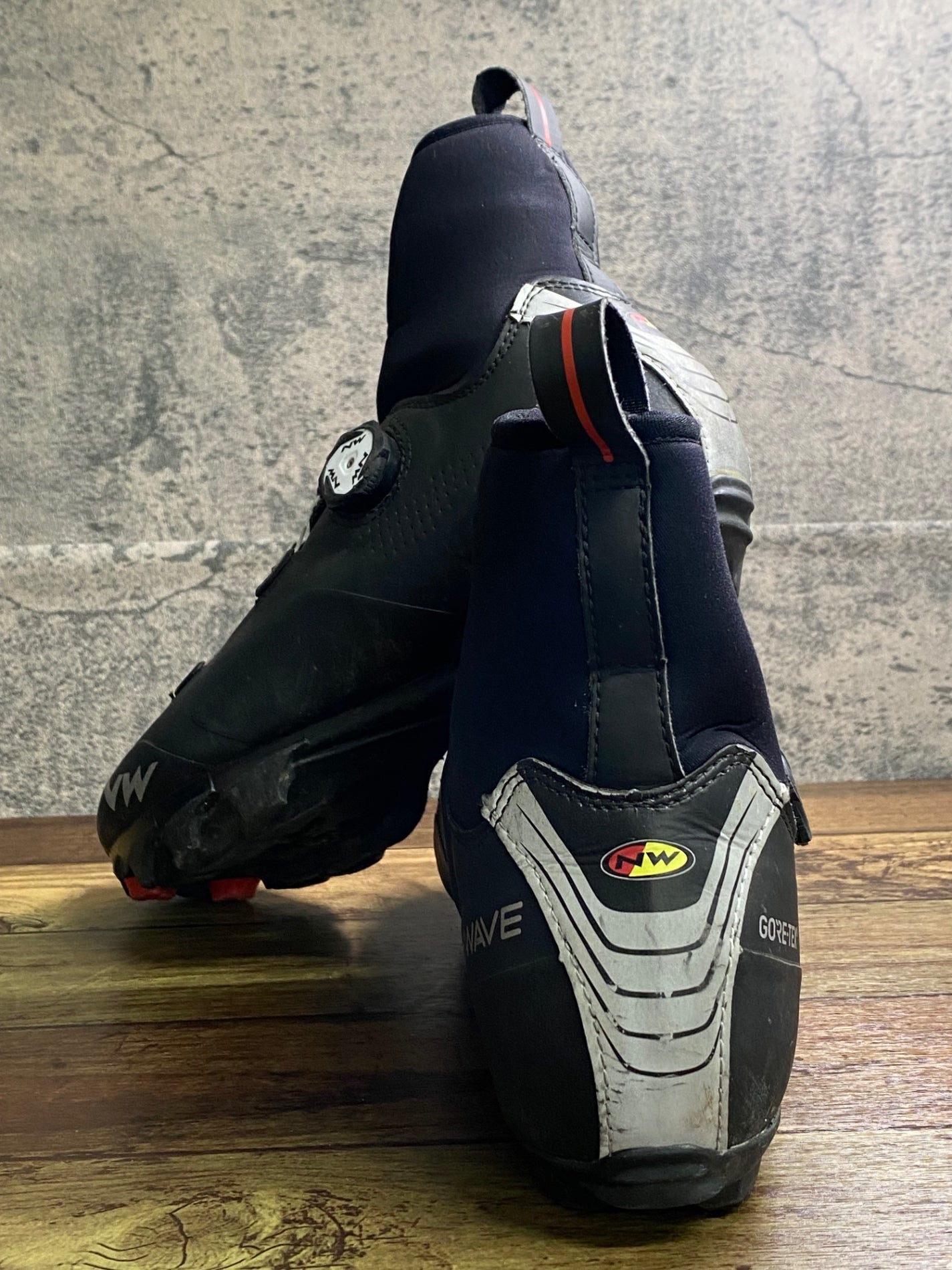 IY842 ノースウェーブNORTHWAVE RAPTOR GTX ビンディングシューズ 黒 GORE-TEX EU43