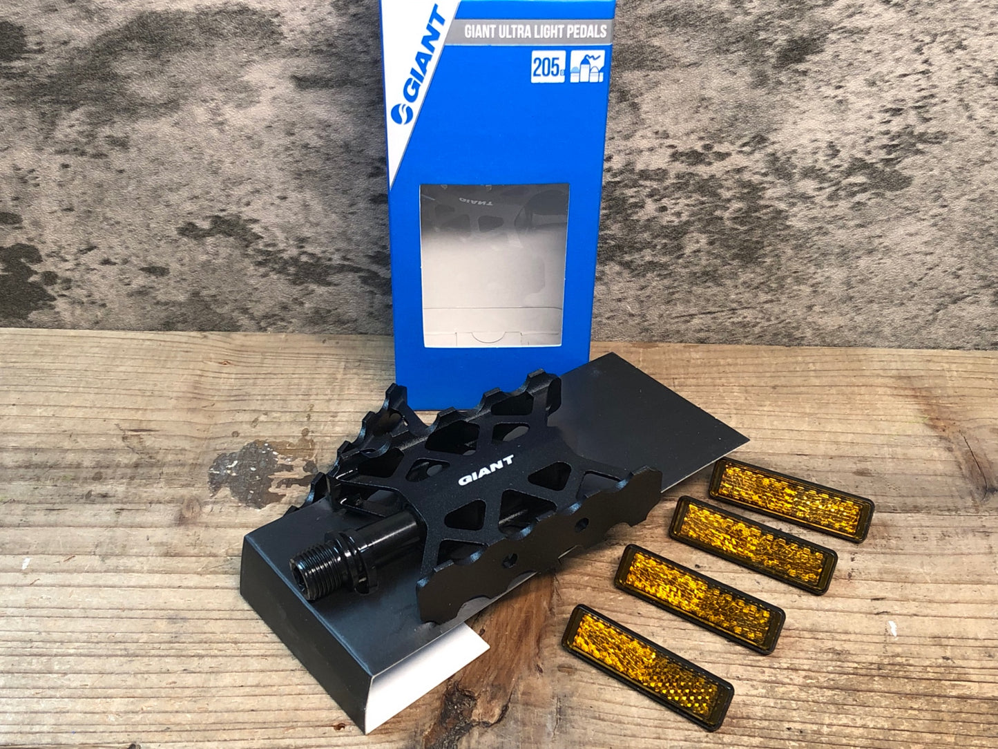 IW037 ジャイアント GIANT ULTRA LIGHT PEDAL フラットペダル
