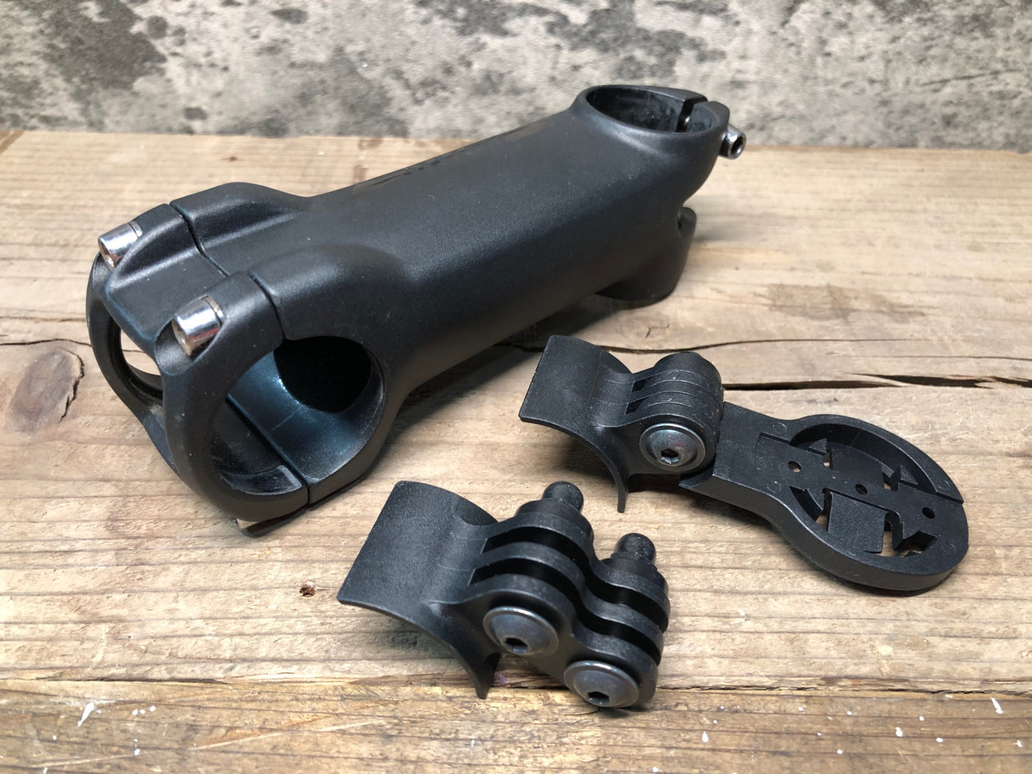 IP047 BMC RSM01 ステム アルミ OS 100mm -8° Φ31.8 ガーミンマウント付き