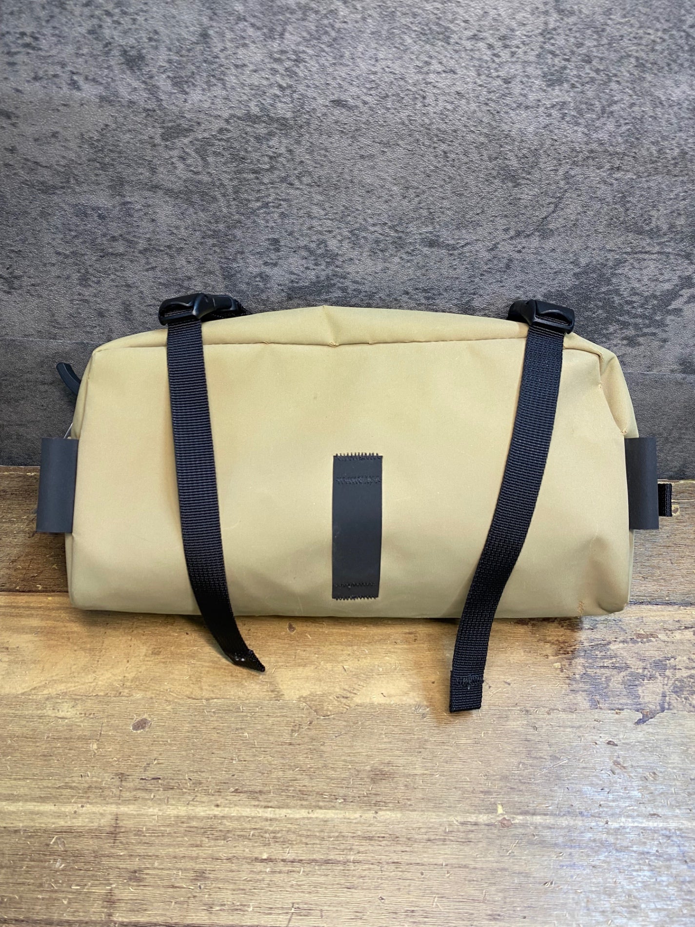 JD744 ラファ Rapha BAR BAG ハンドルバーバッグ カーキ