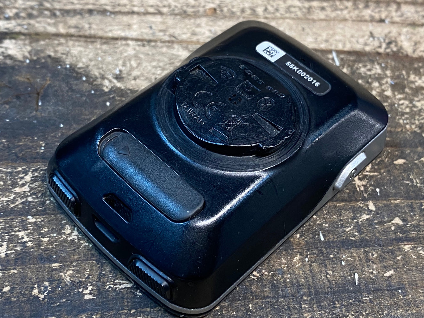 IK358 ガーミン GARMIN エッジ EDGE 820J サイクルコンピューター 本体のみ 液晶にじみ大