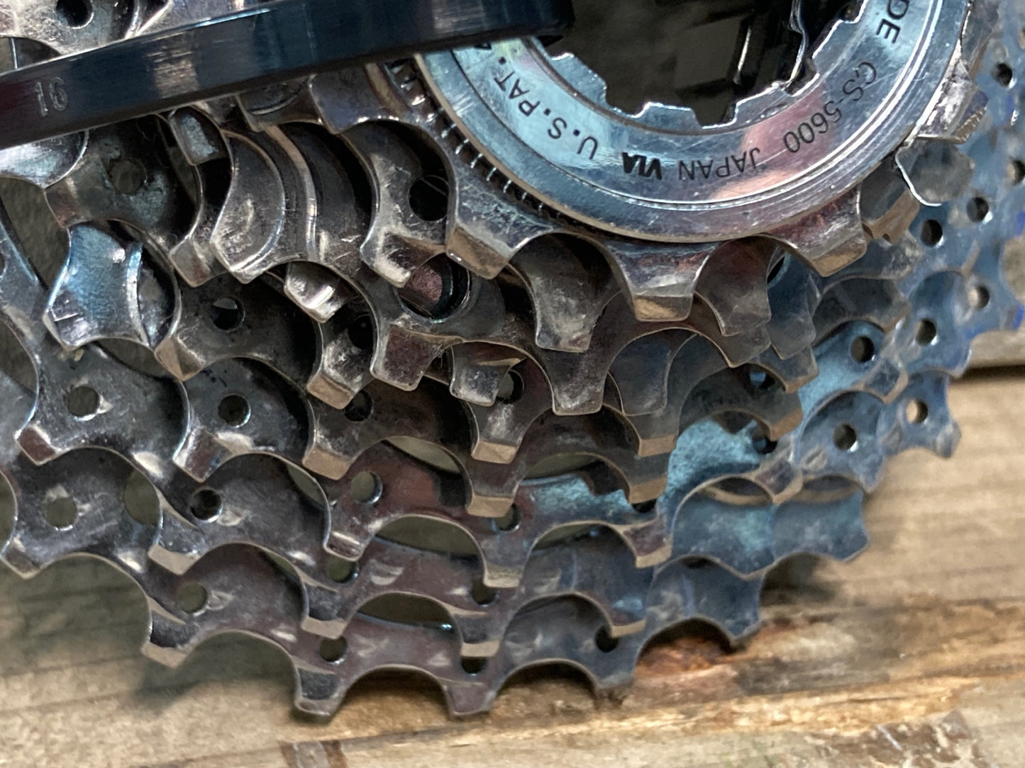 IP509 シマノ SHIMANO 105 CS-5600 スプロケット 12-27T 9S
