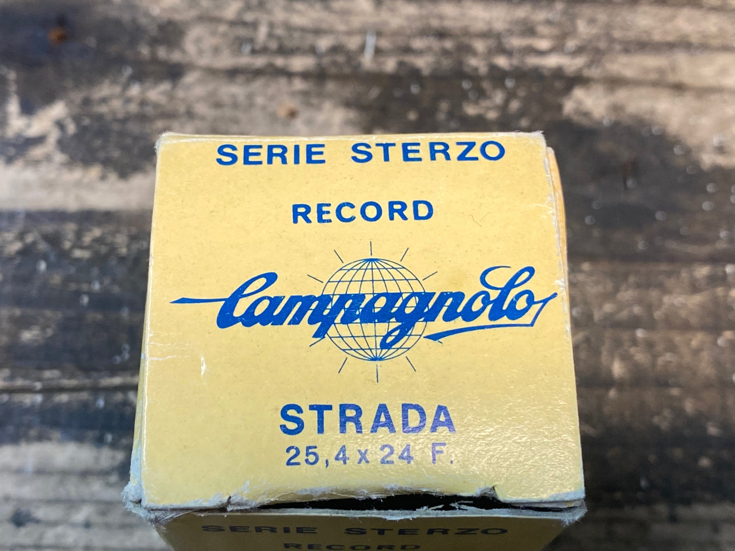 IO822 カンパニョーロ CAMPAGNOLO RECORD STRADA 鉄製 ヘッドセット 1インチスレッド 未使用