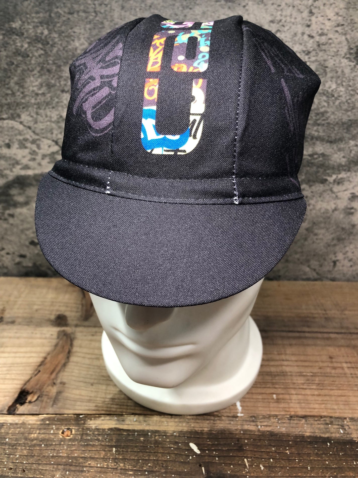 IP927 カステリ CASTELLI サイクルキャップ 黒 フリーサイズ