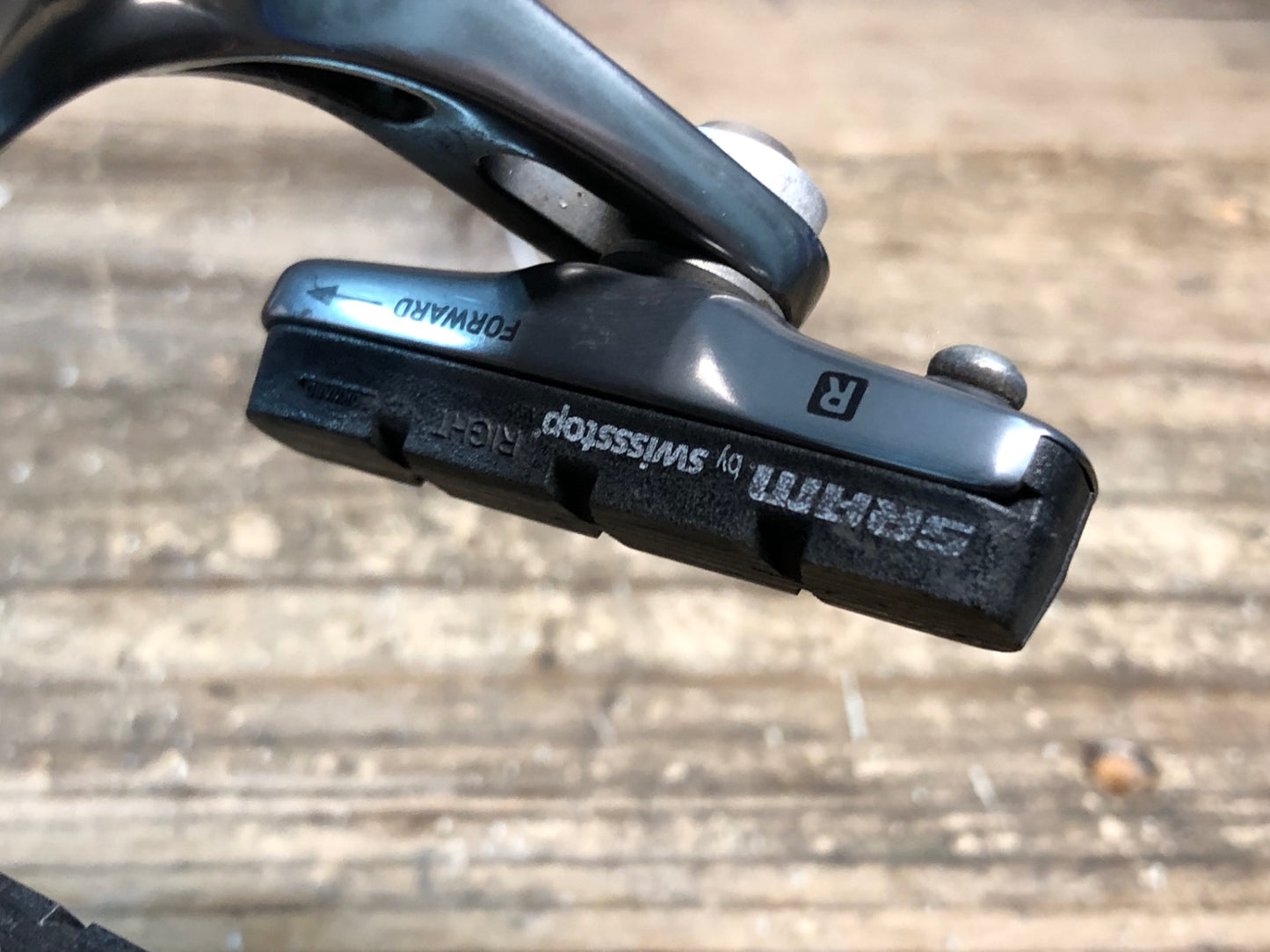 IU977 スラム SRAM フォース FORCE キャリパーブレーキ 前後セット