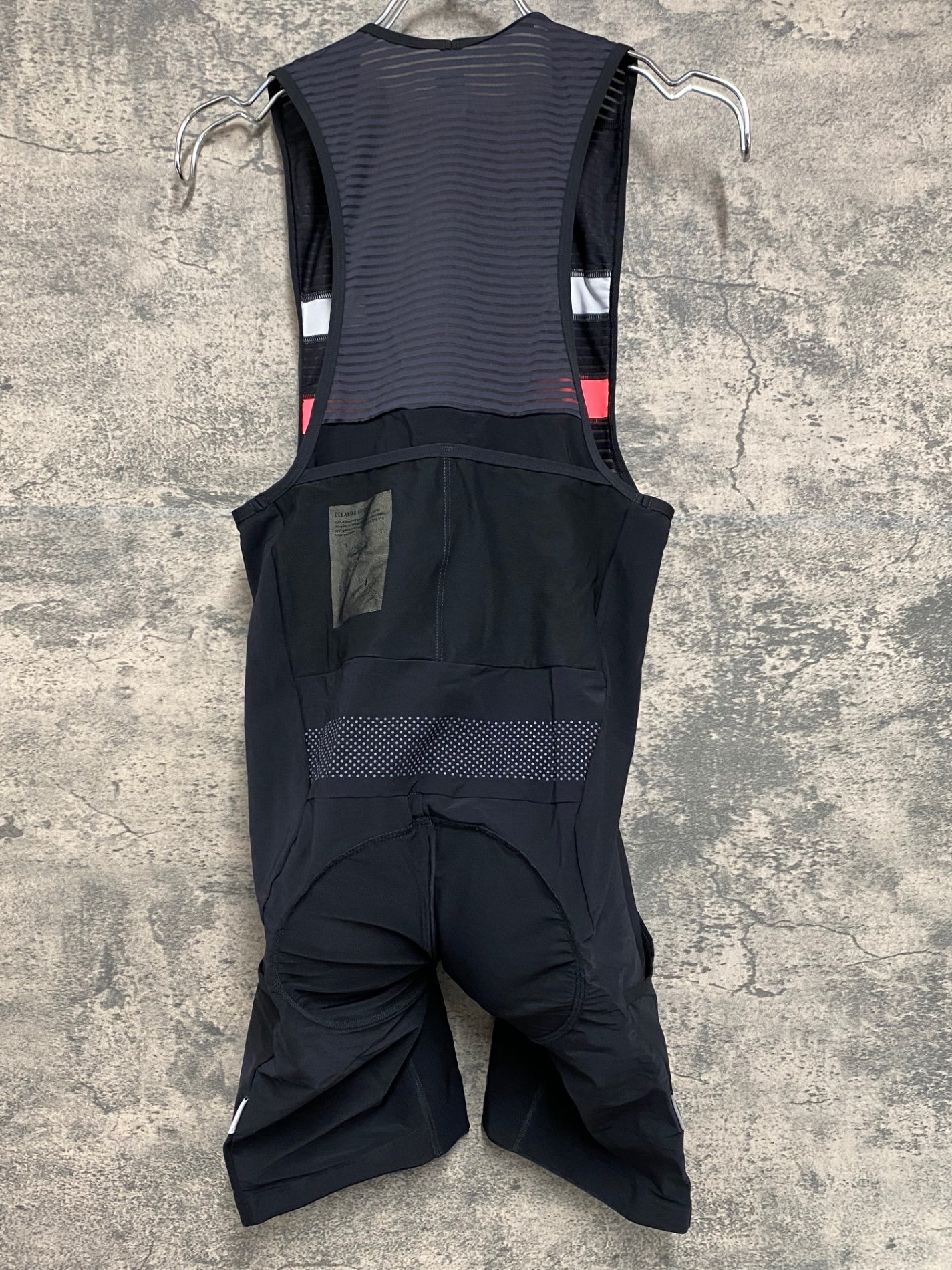IY143 ラファ Rapha Cargo カーゴ ビブショーツ S ブラック