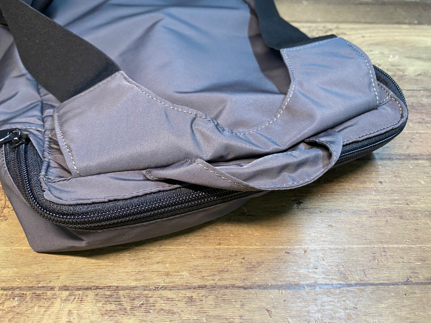 JD956 Q36.5 Adventure Riding リュック バックパック グレー