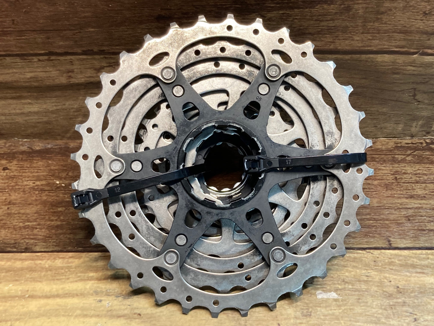 IL243 シマノ SHIMANO 105 CS-R7000 スプロケット 11-32T 11S