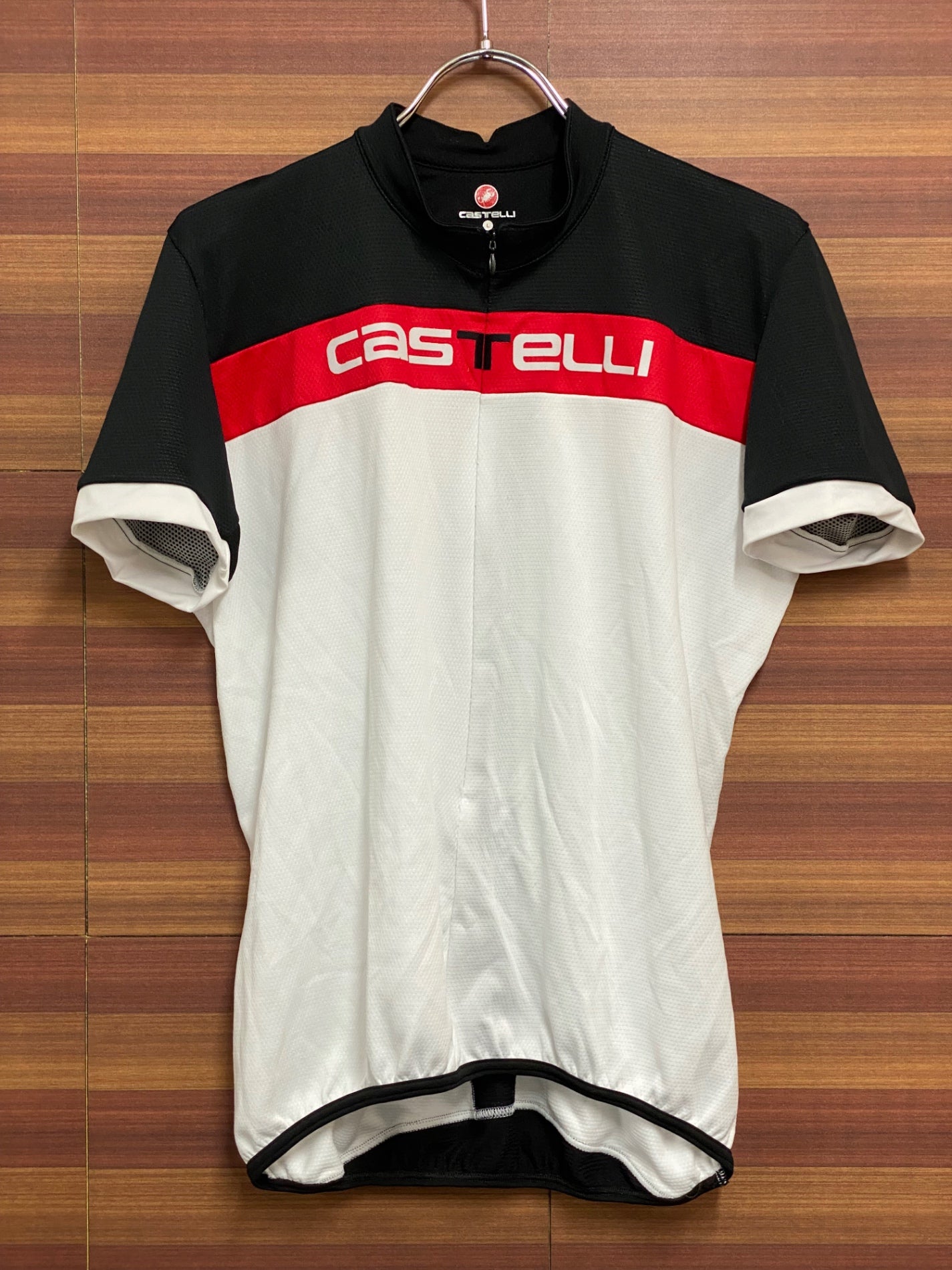 【お値打ち】カステリ Castelli サイクリングジャージ 半袖 Foga サイズM 新品 赤 レッド Mサイズ