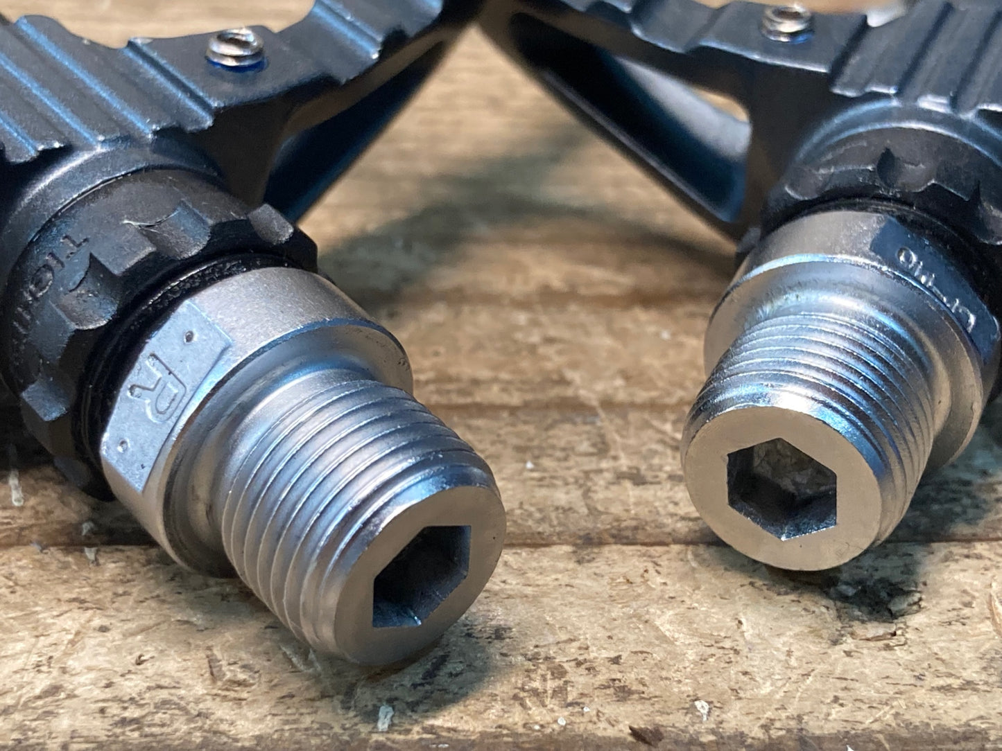 IY289 シマノ SHIMANO PD-EH500 ビンディングペダル 片面フラット SPD