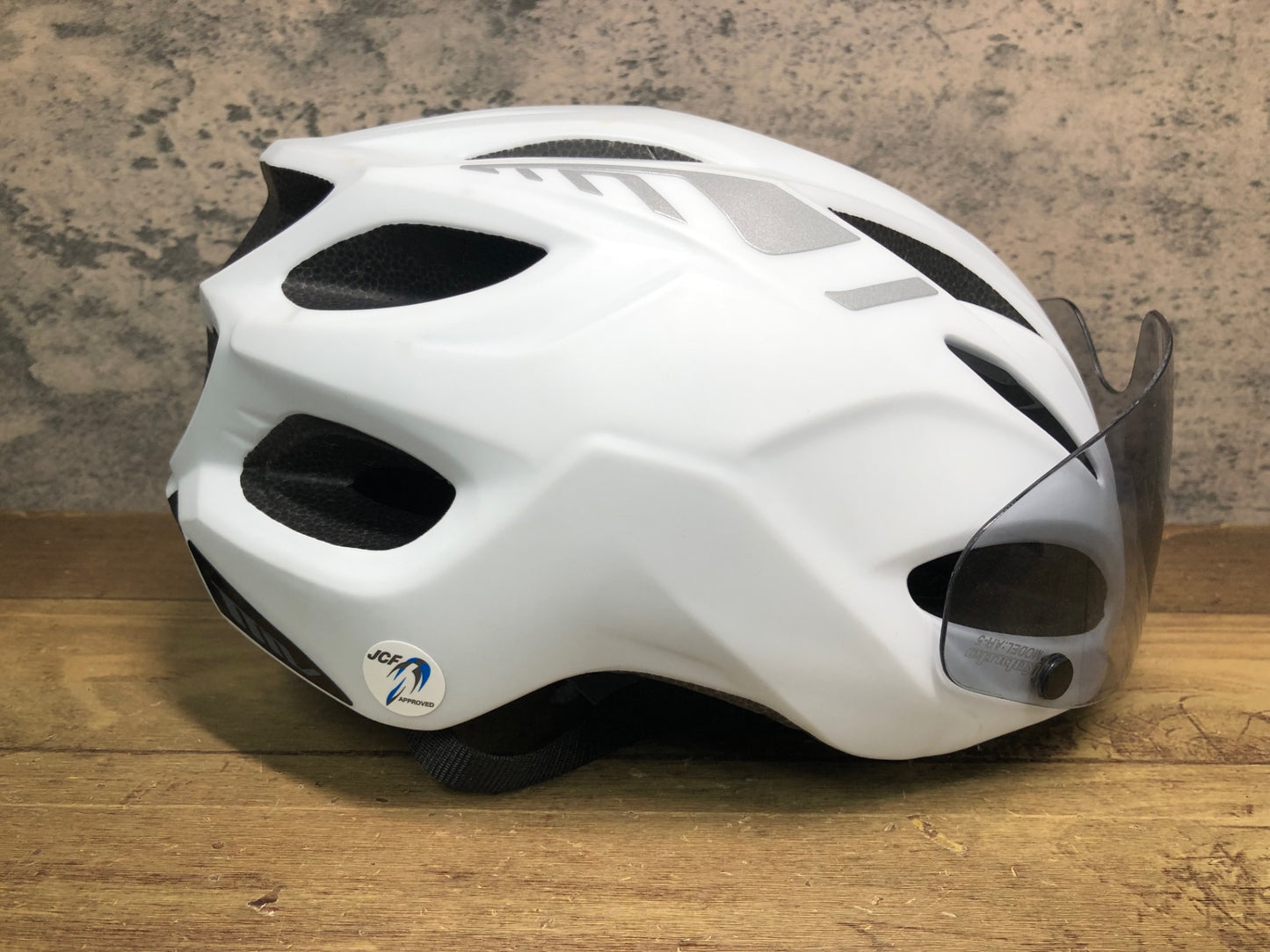 JA834 カブト kabuto VITT ヘルメット ホワイト サイズ不明 2023年11月製造