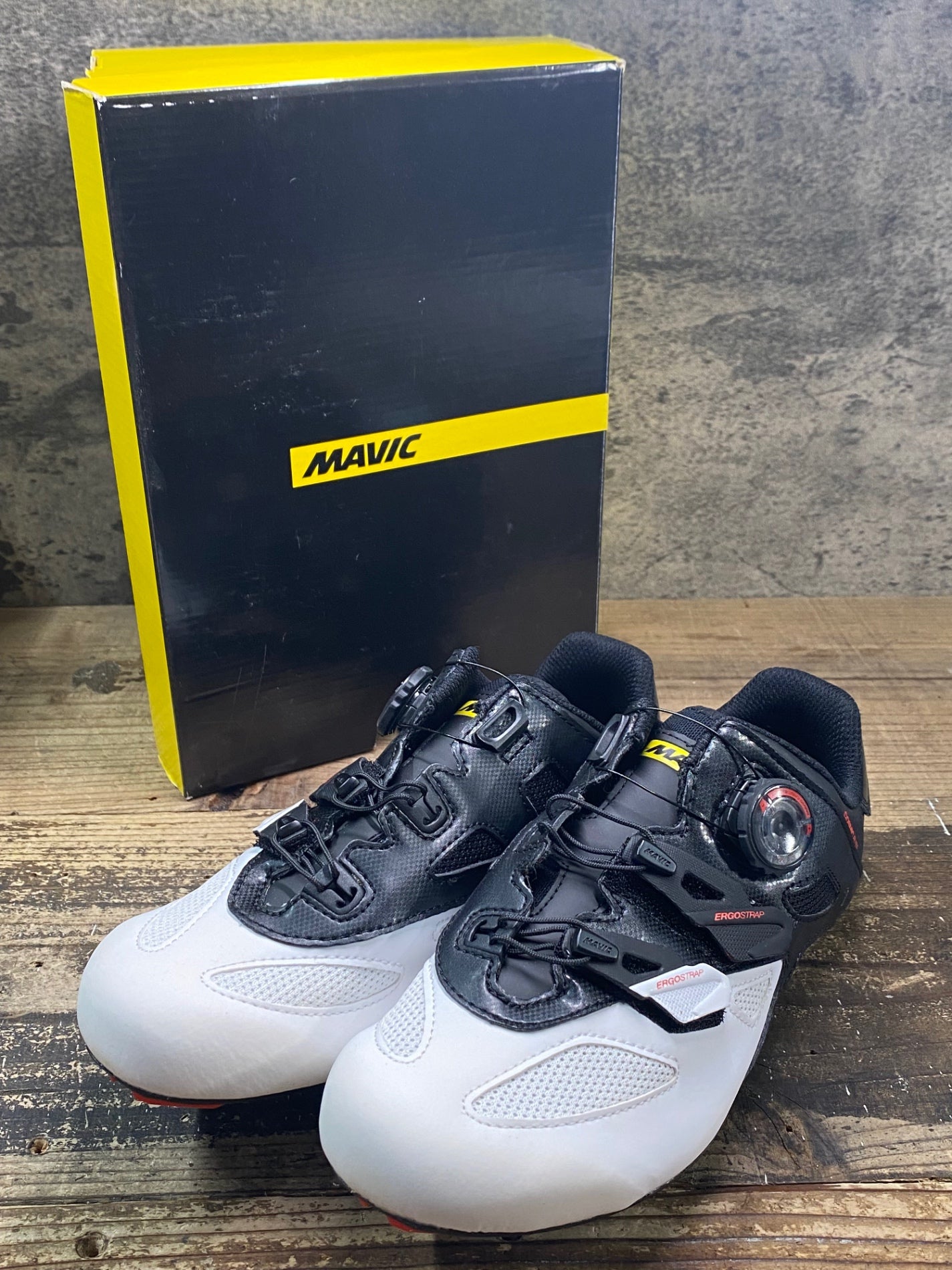 JC702 未使用品 マヴィック MAVIC COSMIC ELITE ビンディングシューズ 黒白 EU40 2/3 SPDアタッチメント ペン字あり