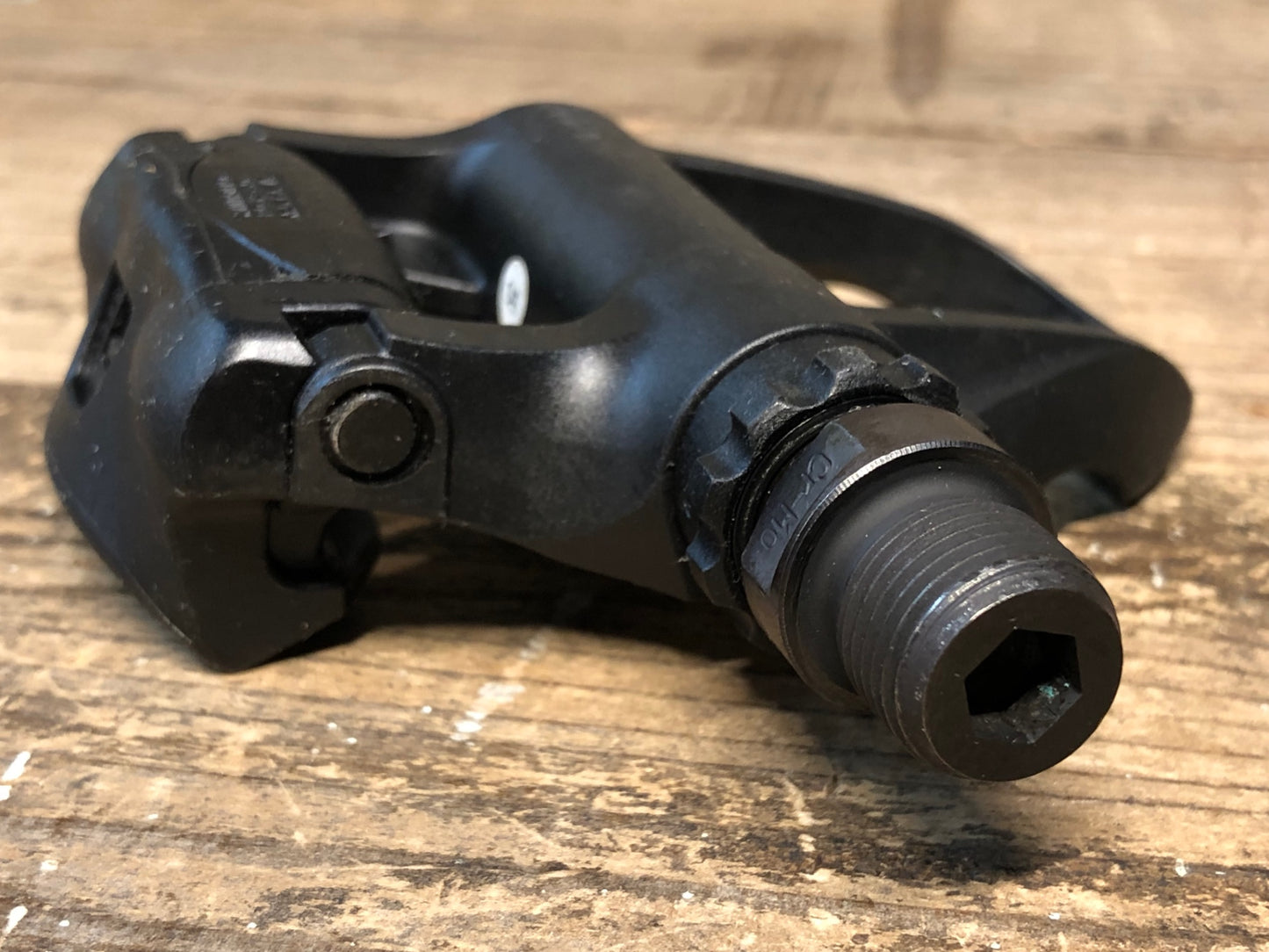 IN575 シマノ SHIMANO PD-R550 ビンディングペダル SPD-SL