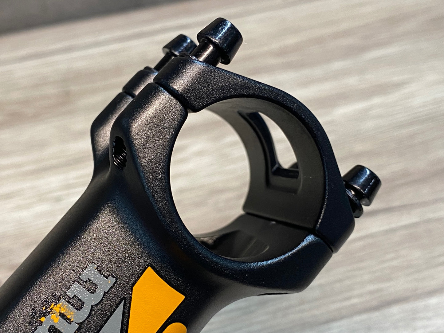 IW812 デダ DEDA MUD CROSS STEM アルミ ステム 黒 オレンジ 110mm Φ31.7 OS 84°