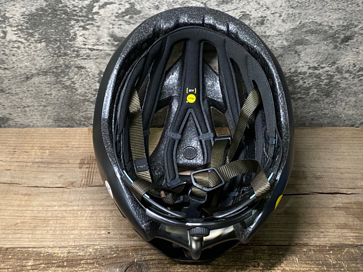IU966 メット MET トレンタ TRENTA 3K CARBON MIPS TADEJ POGACAR ヘルメット M 56-58cm 2024/9製造