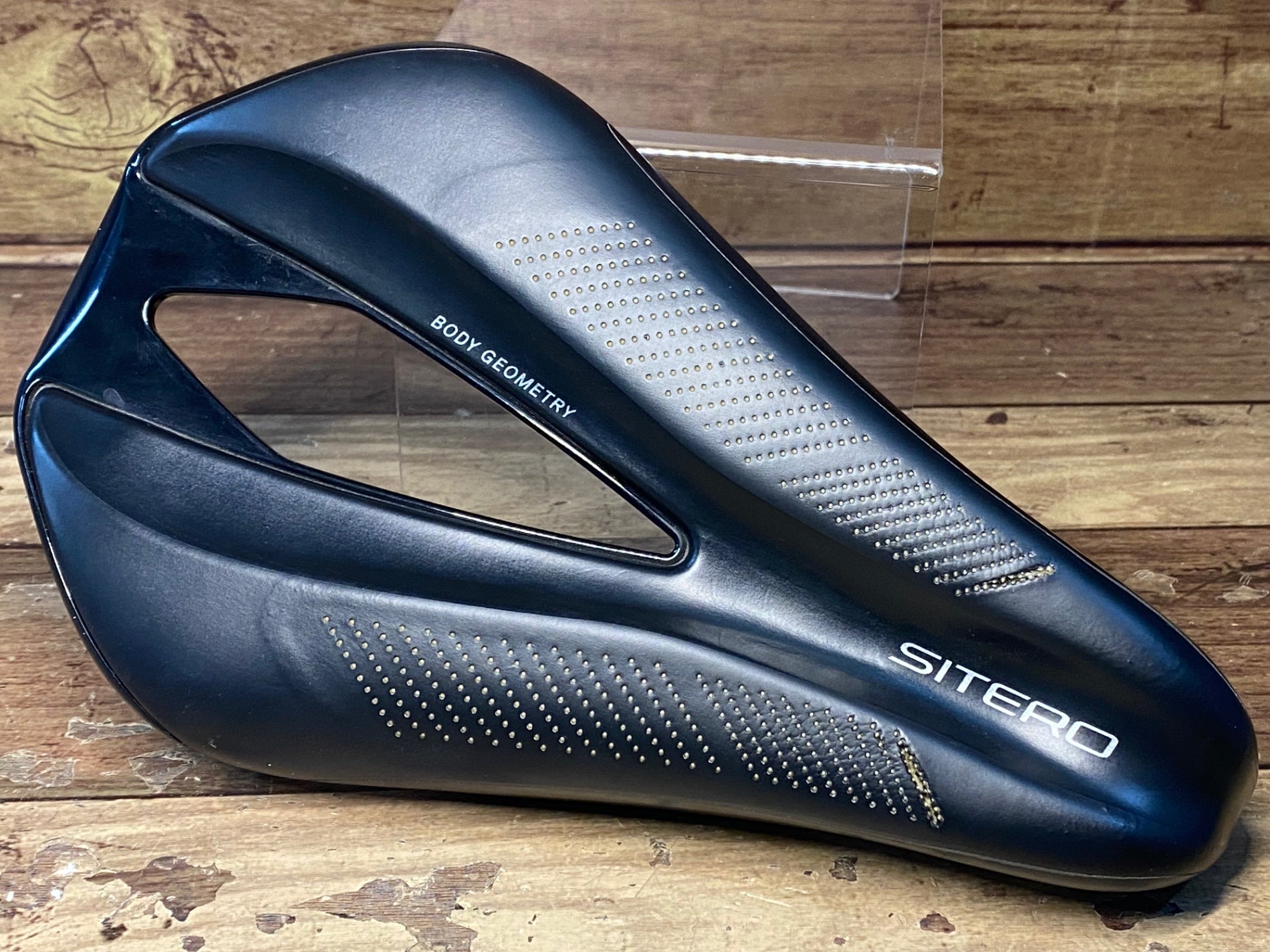 HT084 スペシャライズド SPECIALIZED シテロ SITERO サドル 黒 HOLLOW TI レール