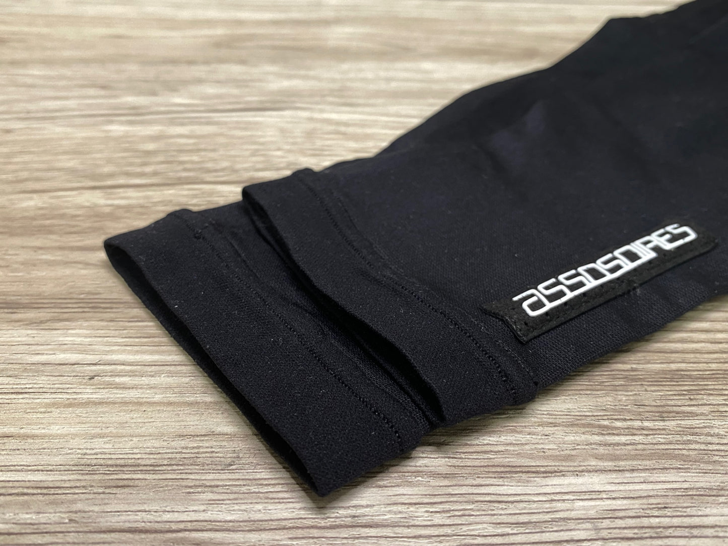JB325 アソス assos armFoil アームウォーマー 黒 SIZE1
