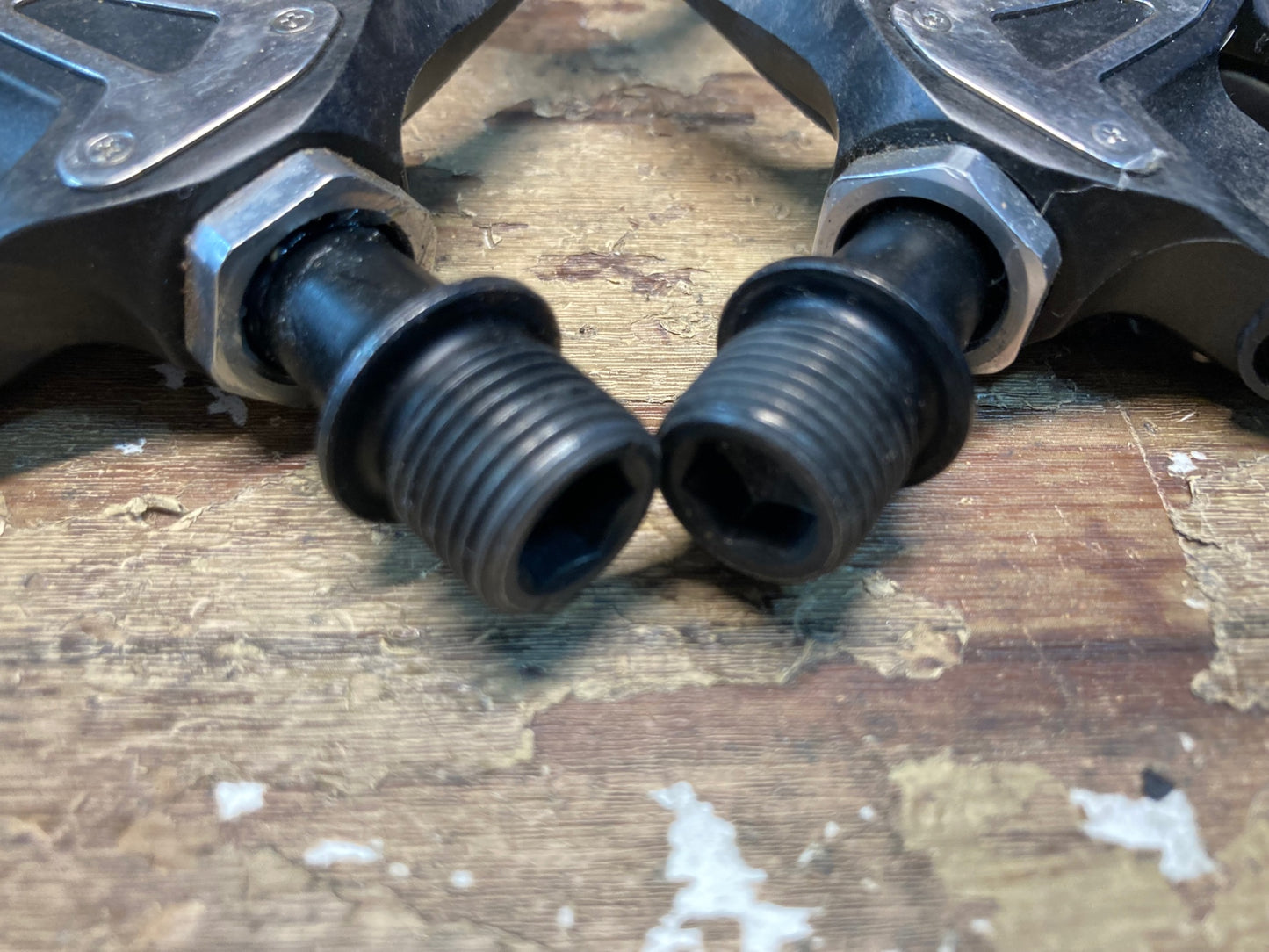 IK861 シマノ SHIMANO 105 PD-5700-C ビンディングペダル SPD-SL