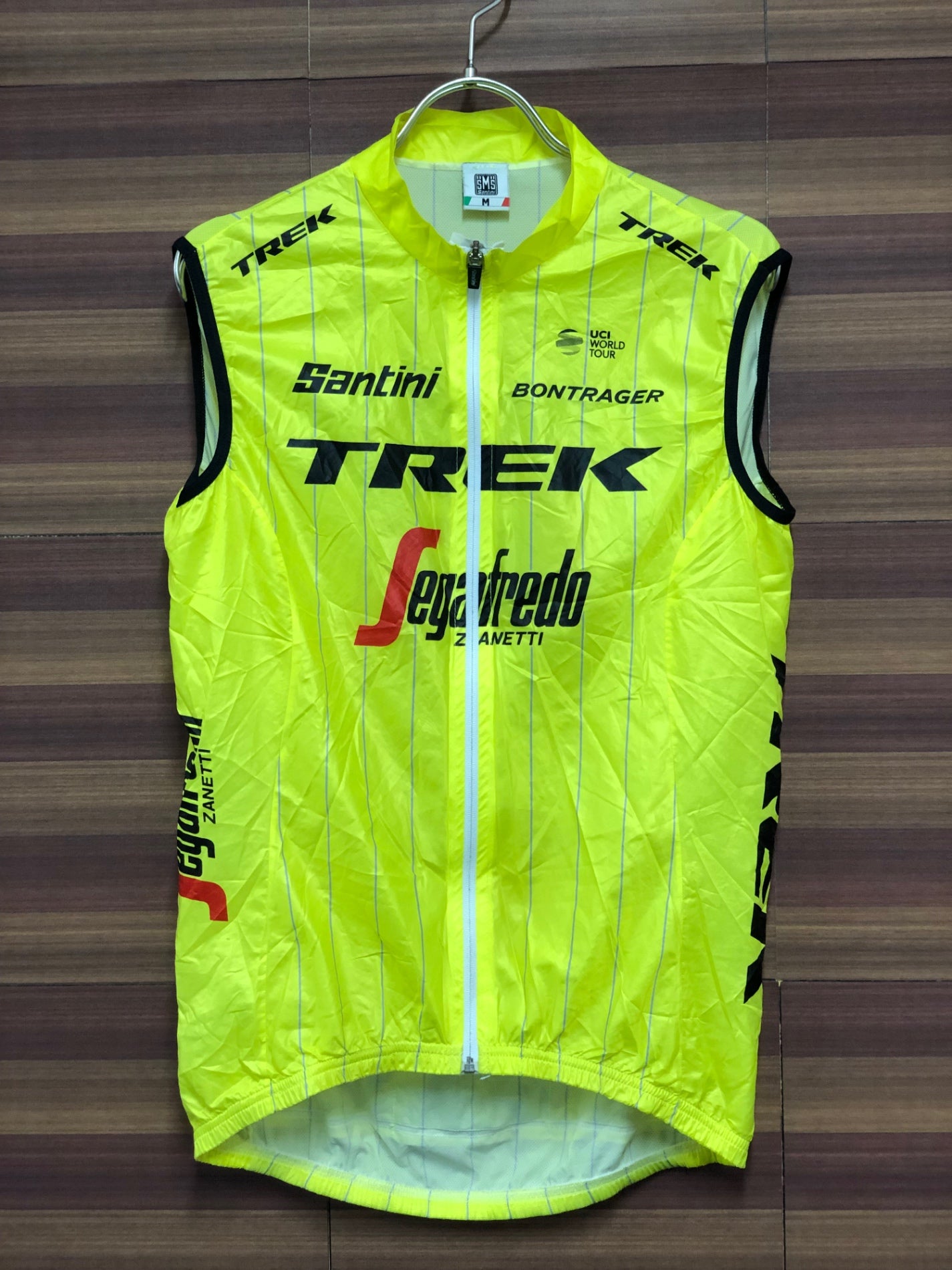 IP219 サンティー二 SANTINI TREK Segafredo サイクルベスト ジレ 黄緑 M