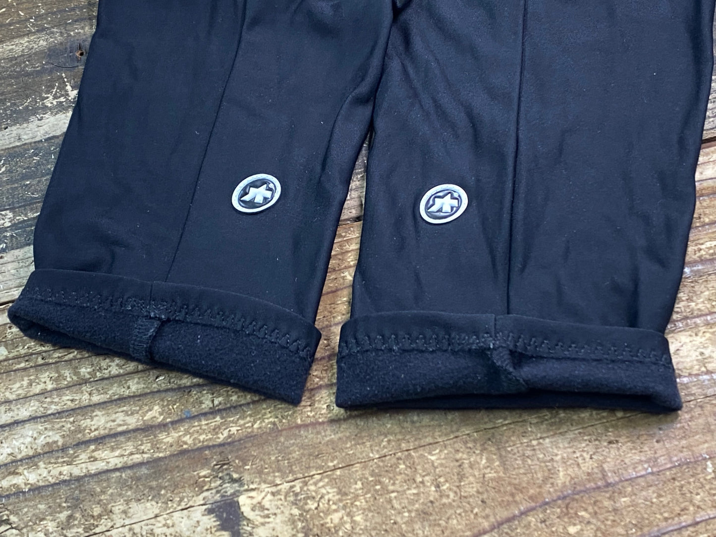 IW217 アソス assos ニーウォーマー 黒 Ⅰ