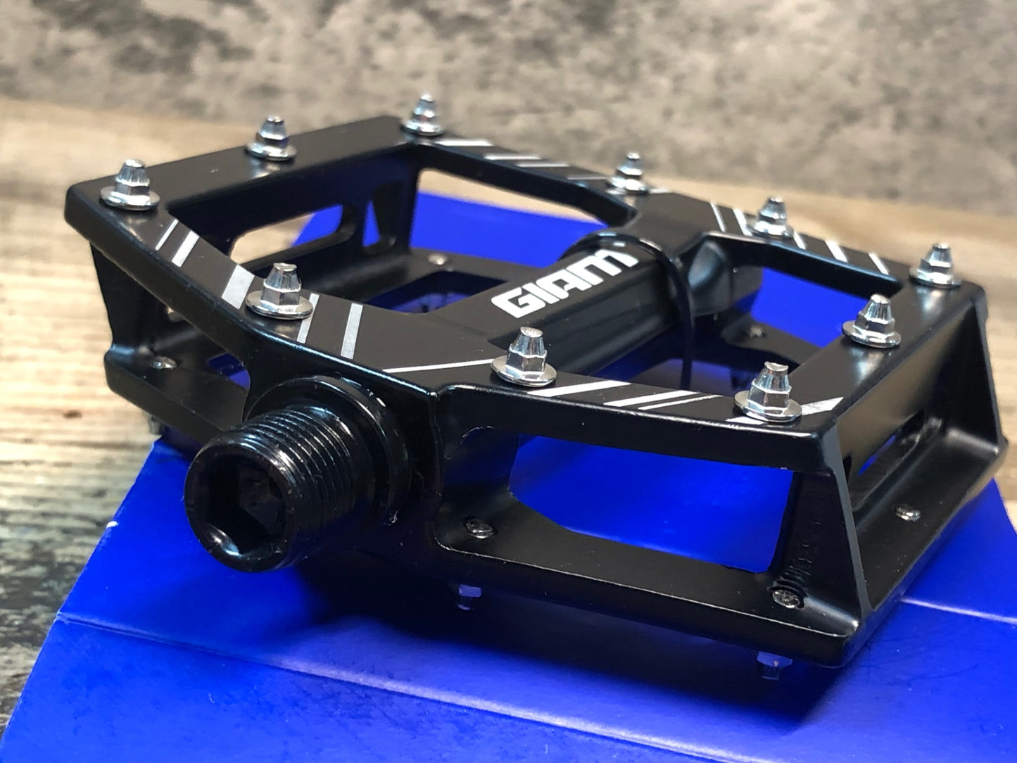 IW030 ジャイアント GIANT ORIGINAL MTB SPORT PEDAL フラットペダル