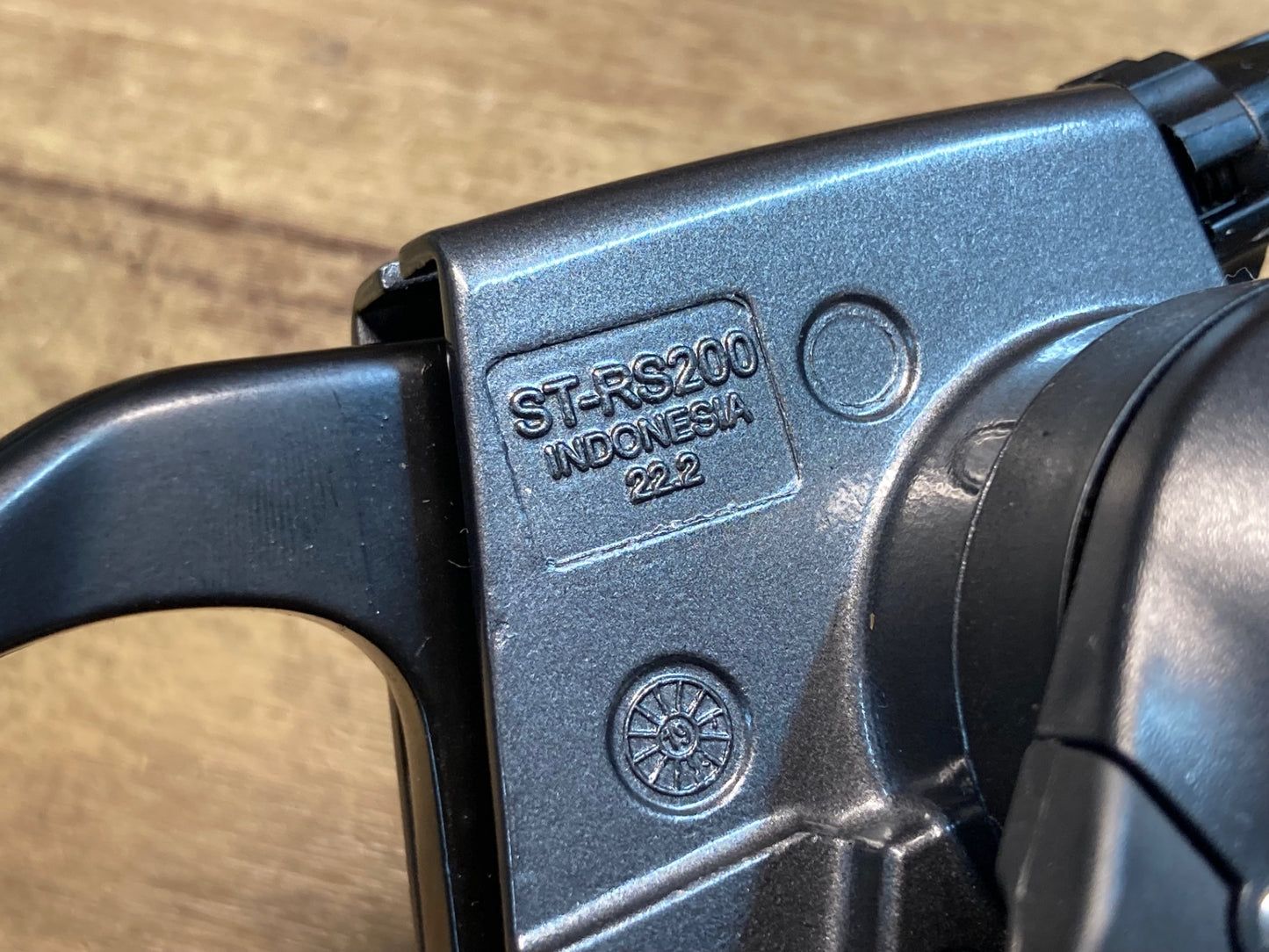 IJ985 シマノ SHIMANO クラリス Claris ST-RS200 シフトブレーキレバー 2x8S