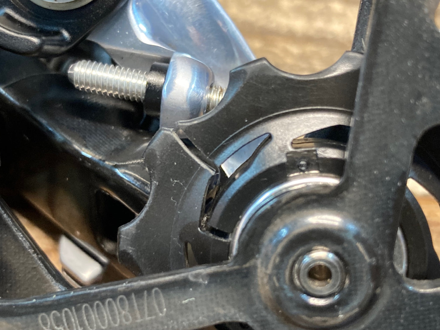 IR179 スラム SRAM レッド RED リアディレイラー SS 10S ※プーリー割れあり
