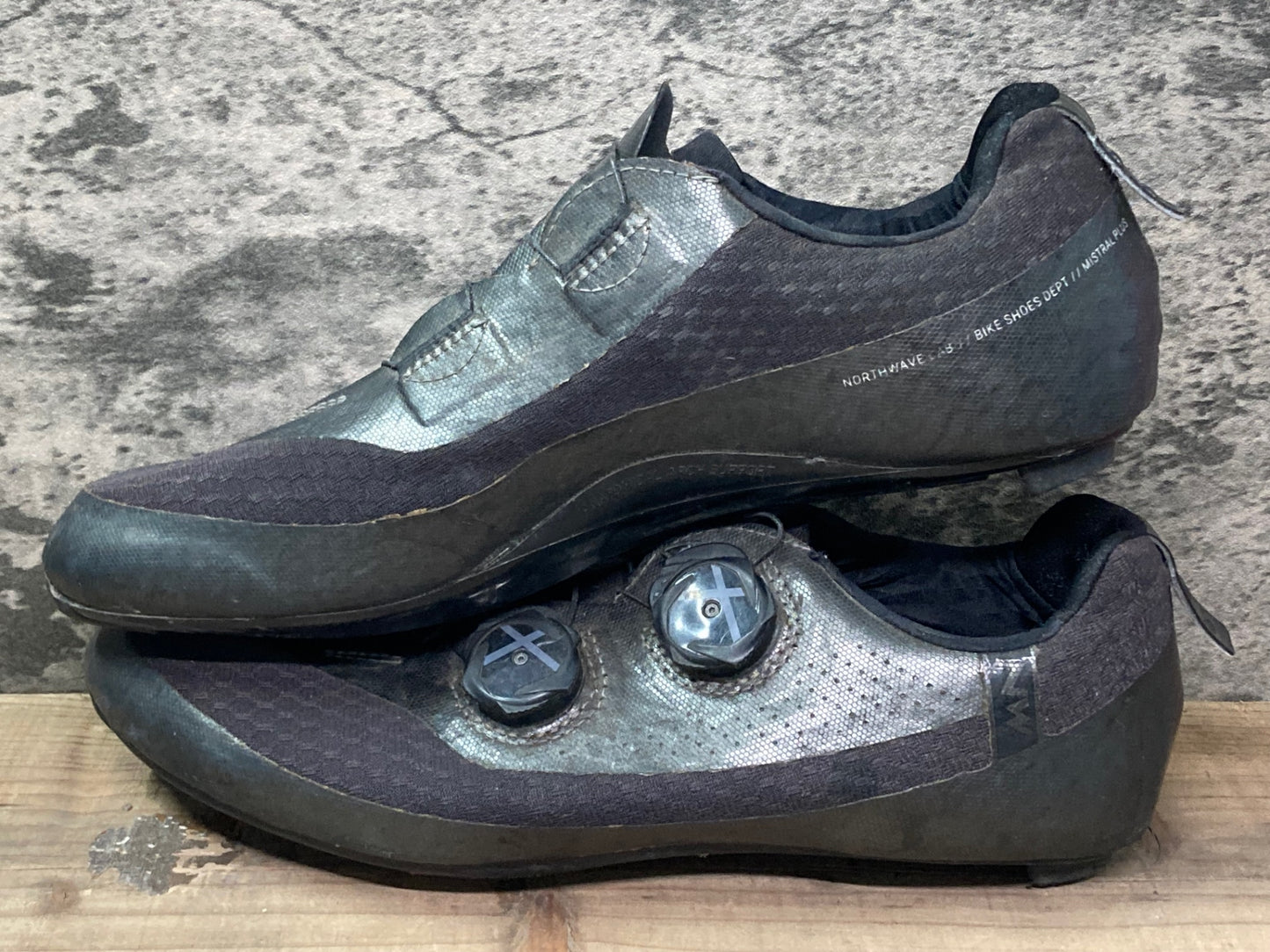 IO887 ノースウェーブ NORTHWAVE ミストラル Mistral Plus ビンディングシューズ 黒 EU41.5