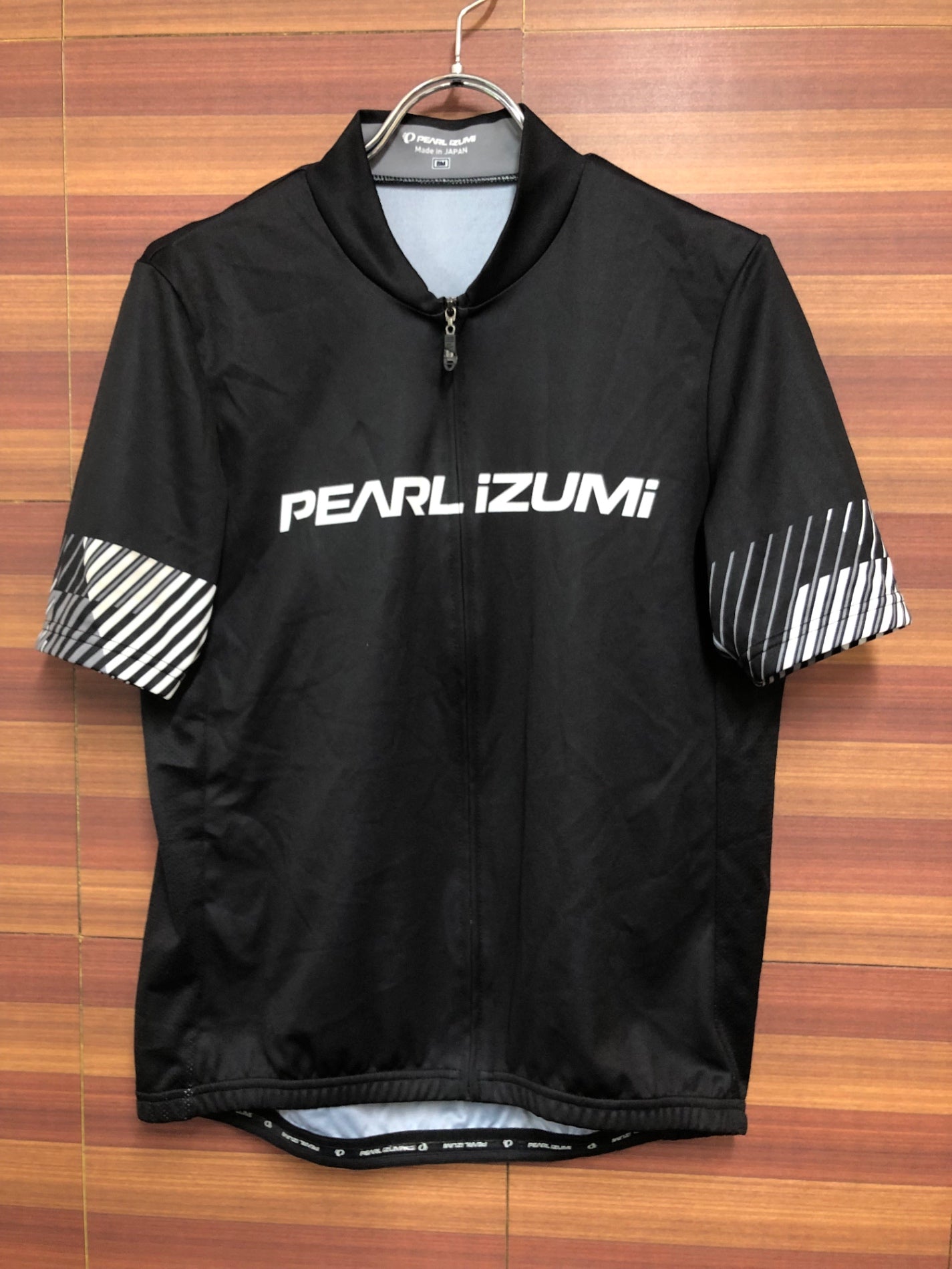 HS098 パールイズミ PEARL iZUMi 半袖 サイクルジャージ 黒 BM