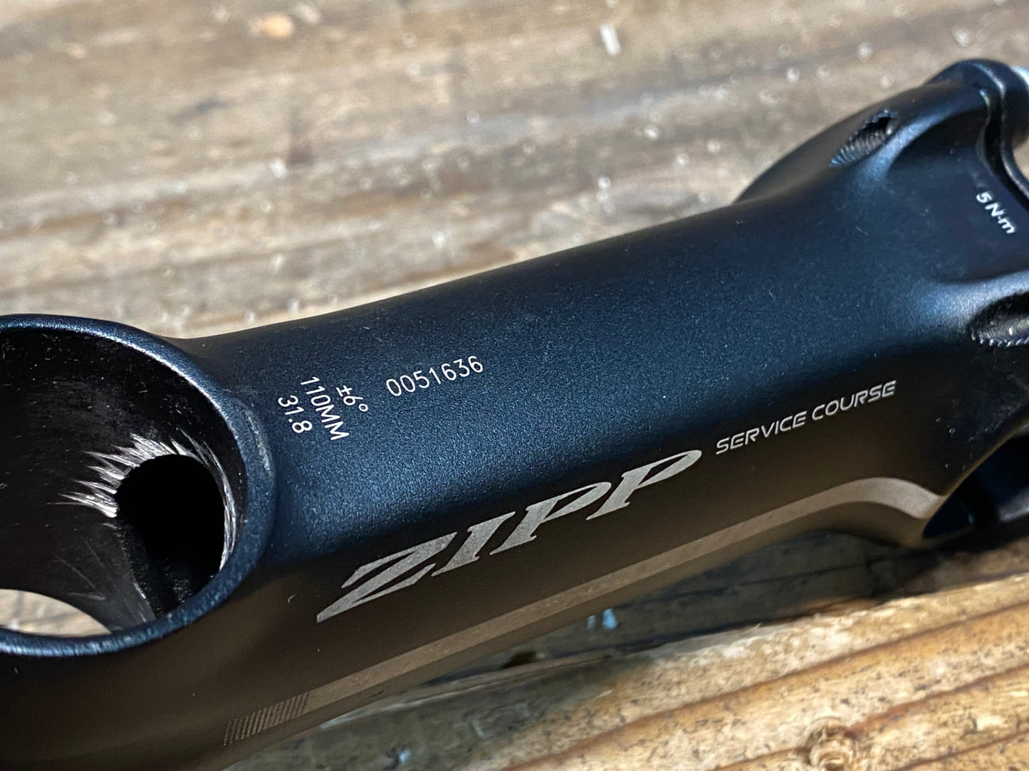 IP191 ジップ ZIPP SERVICE COURSE アルミ ステム 黒 110mm Φ31.8 OS ±6°