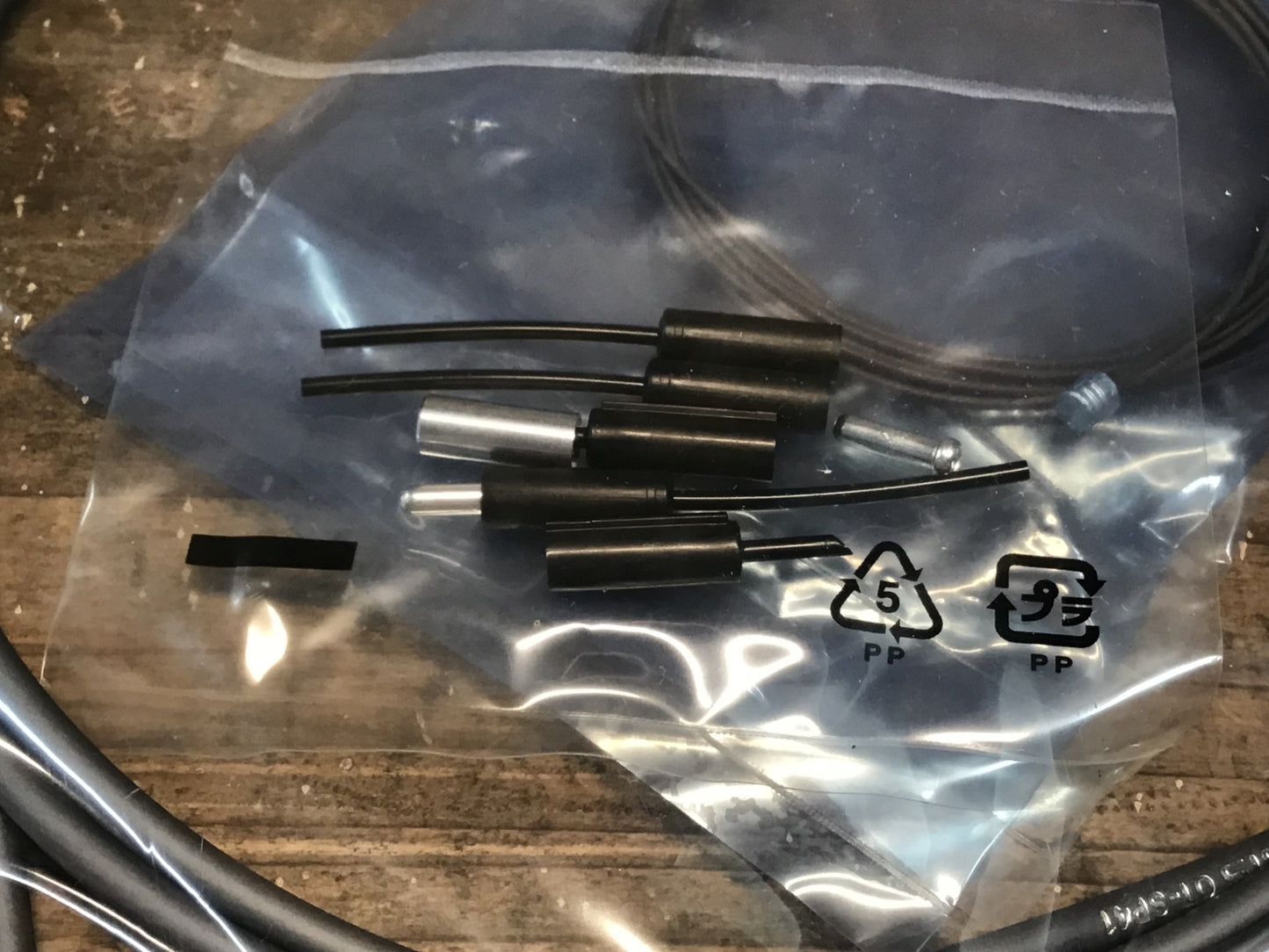 IP400 シマノ SHIMANO デュラエース DURA-ACE ロードシフトケーブルセット ROAD SHIFT CABLE SET グレー