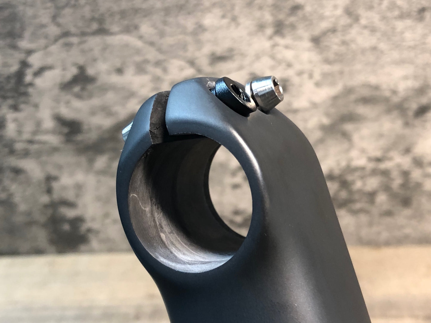 IX557 未使用 ボントレガー BONTRAGER アイオロス AEOLUS RSL 一体型 ドロップハンドル 400mmエンドC-C 110mm OS