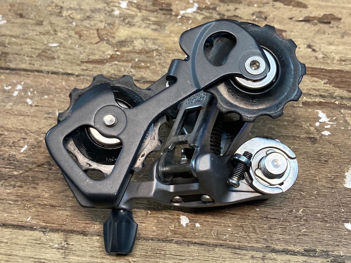 HY207 シマノ SHIMANO 105 5700 コンポセット シルバー (ST,FD,RD,BR,FC)(バンドΦ31.8,SS,170mm,50/34T)