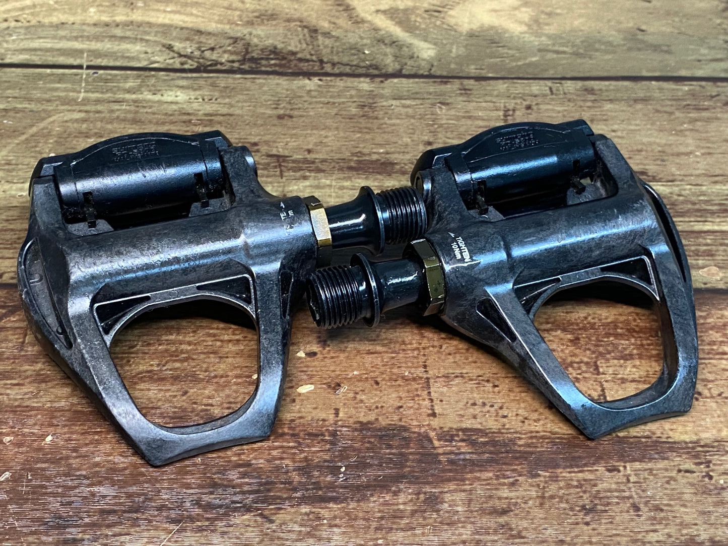 IX631 シマノ SHIMANO 105 PD-5800 ビンディングペダル SPD-SL
