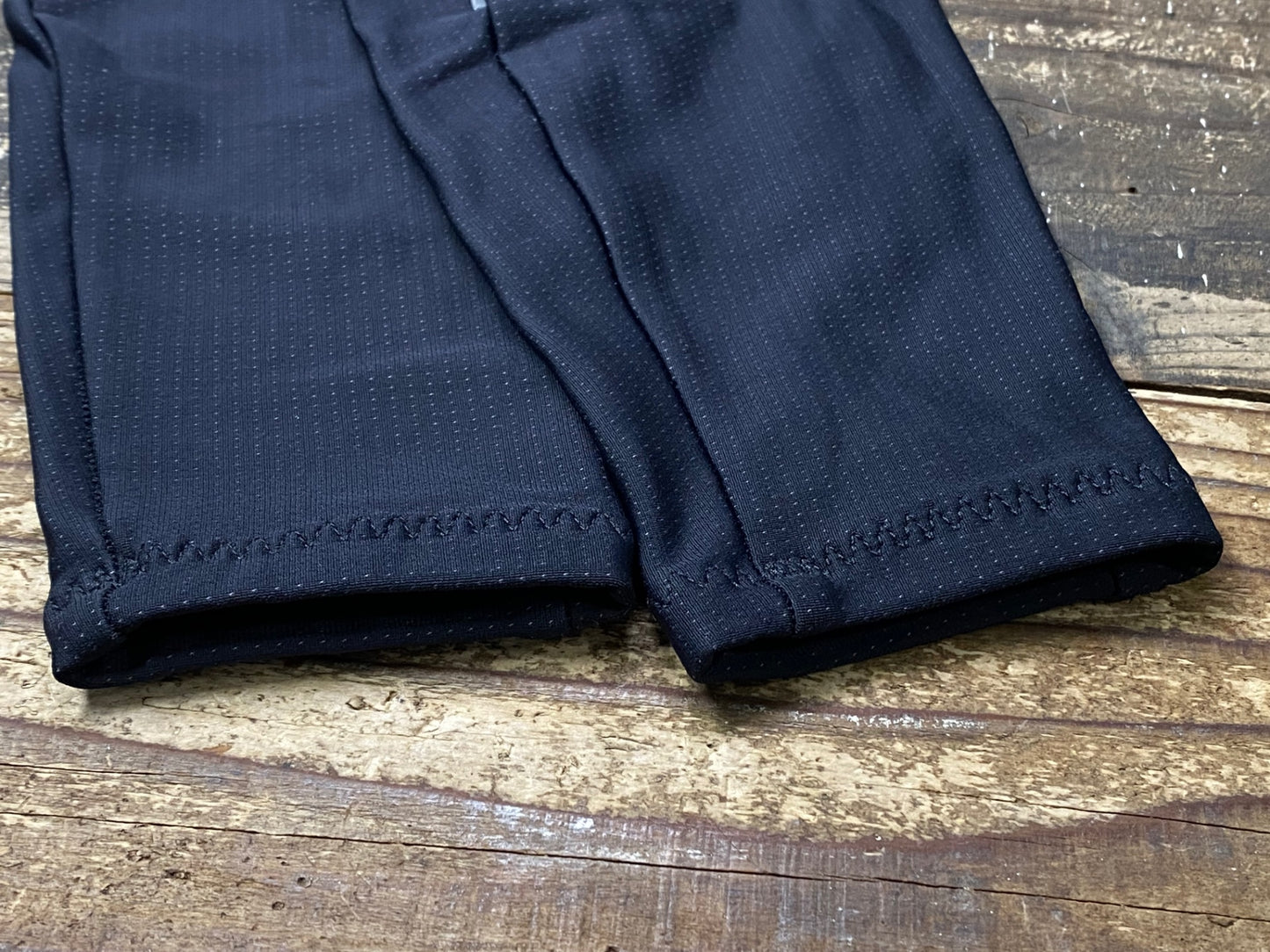 IZ849 アソス ASSOS 裏起毛 レッグ ウォーマー サイズ Ⅱ 黒