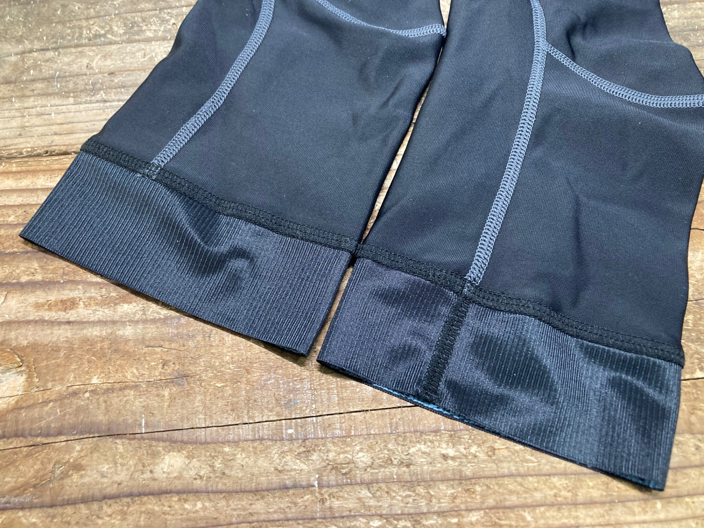 IP599 パールイズミ PEARL iZUMi アームウォーマー 黒 L 裏起毛