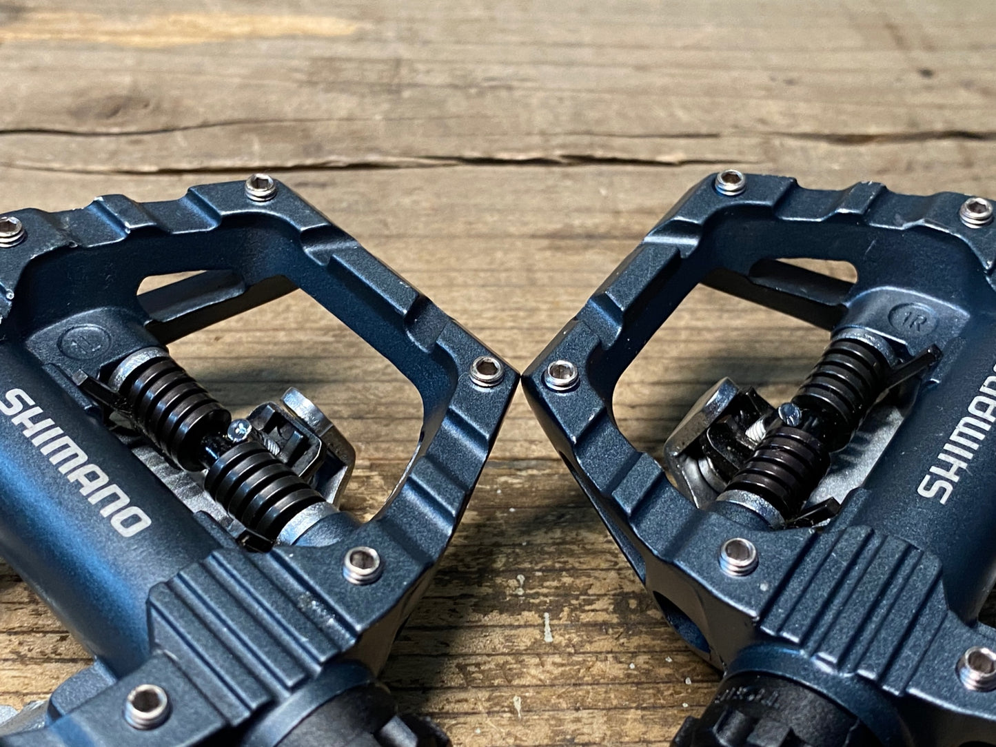 IZ613 シマノ SHIMANO PD-EH500 ビンディングペダル 片面フラット