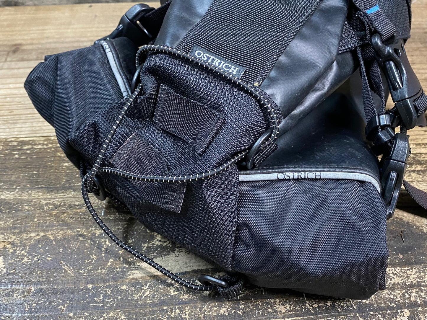 JC147 オーストリッチ OSTRICH サドルバッグ 黒