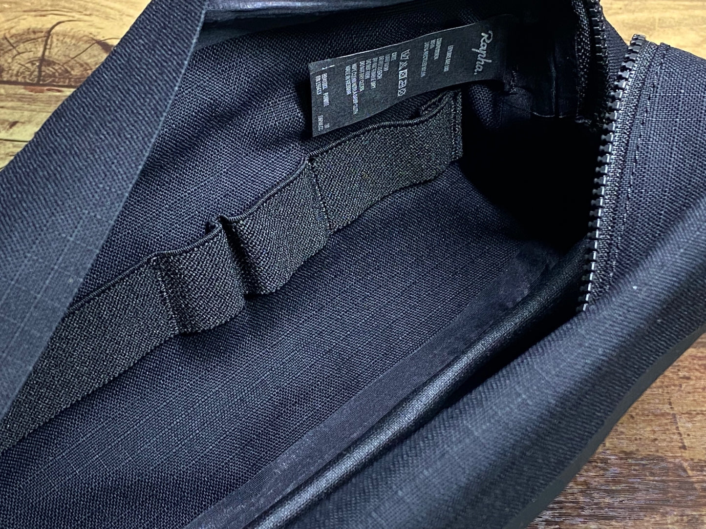 IX945 ラファ Rapha EXPLORE BAR BAG ハンドルバッグ 黒