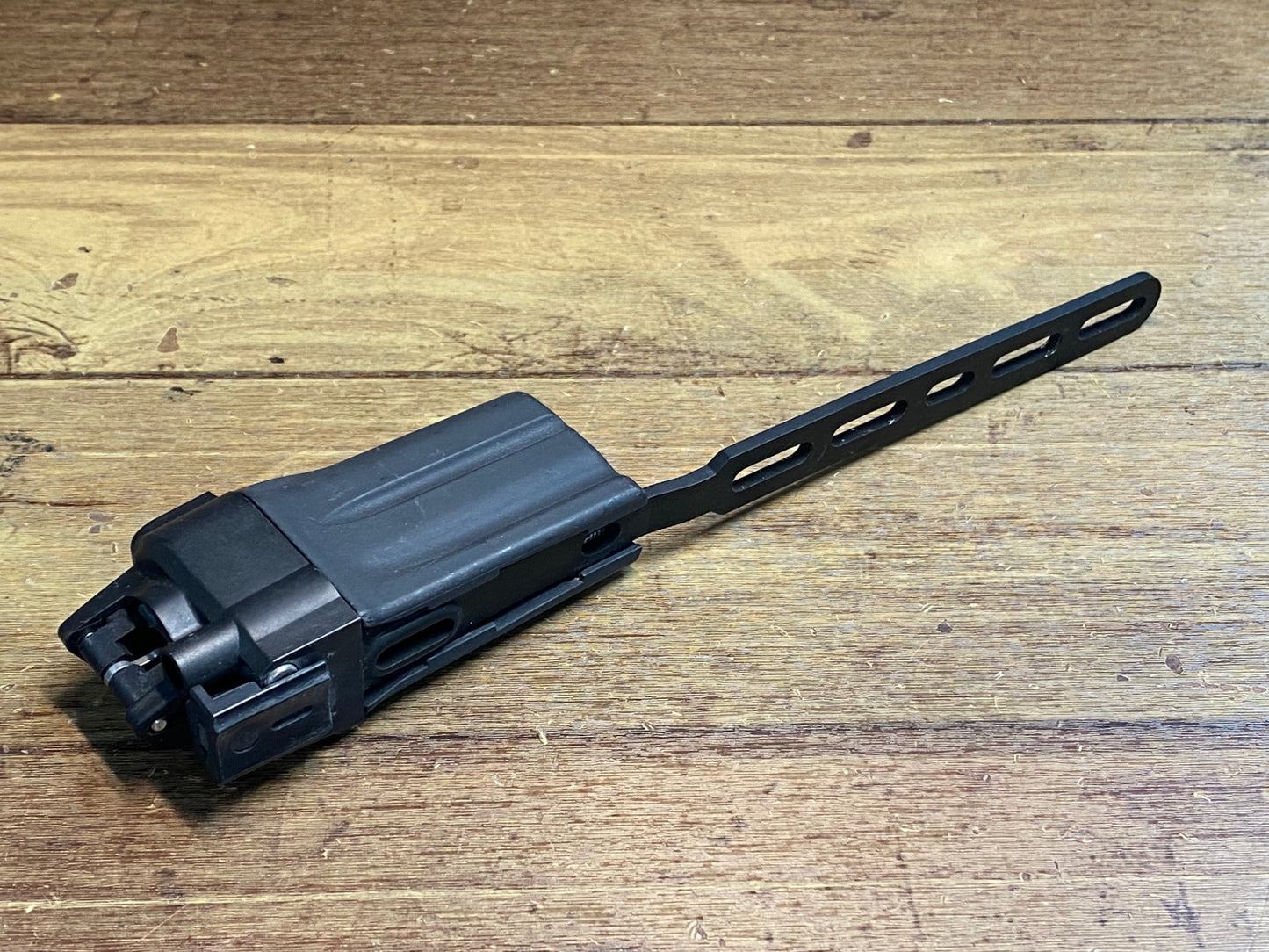 IH899 シマノ SHIMANO SM-BTR1 バッテリー Di2 電動 マウント付属 動作確認済