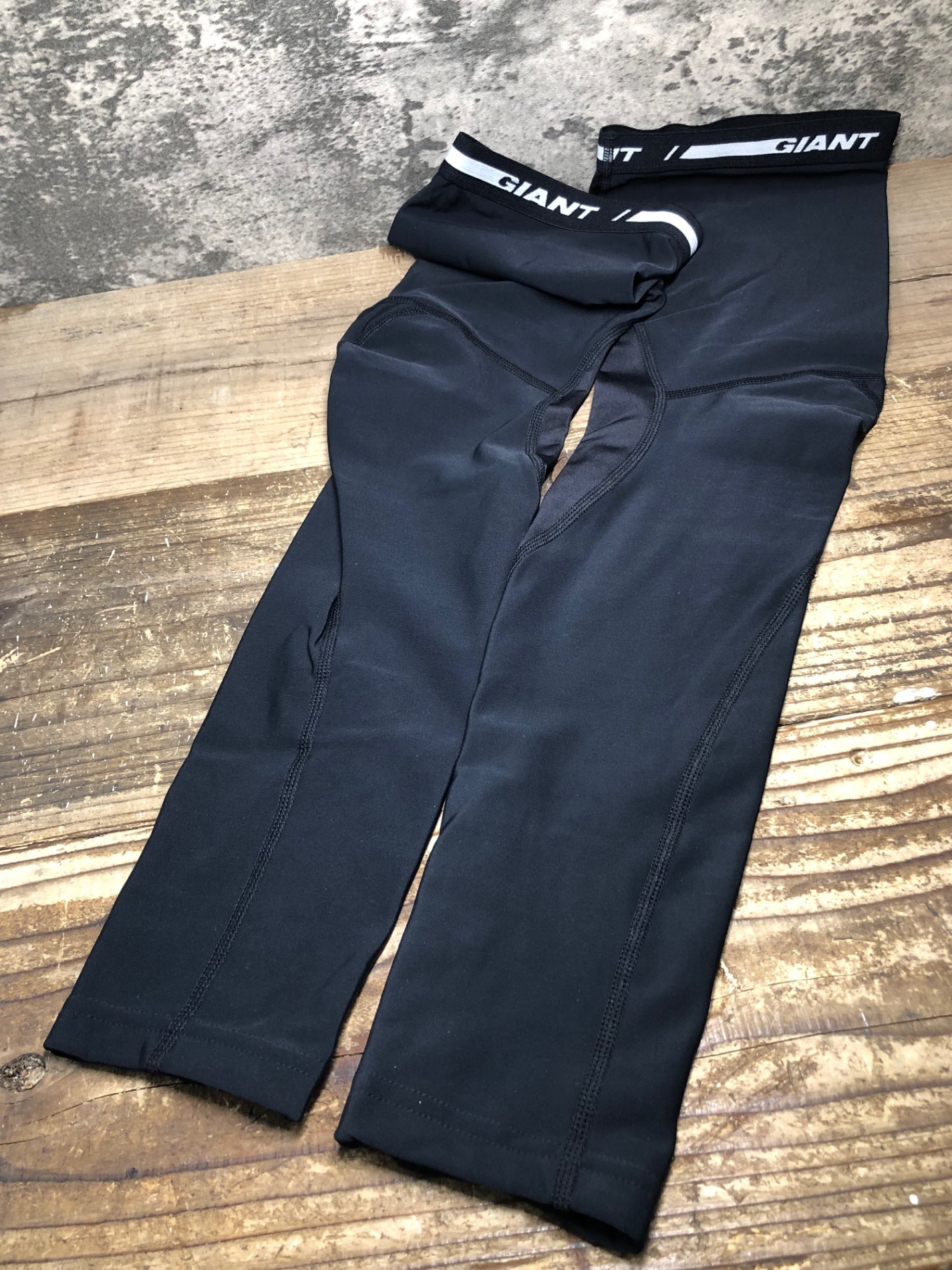IV877 ジャイアント GIANT 3D LEG WARMER レッグウォーマー 黒 M