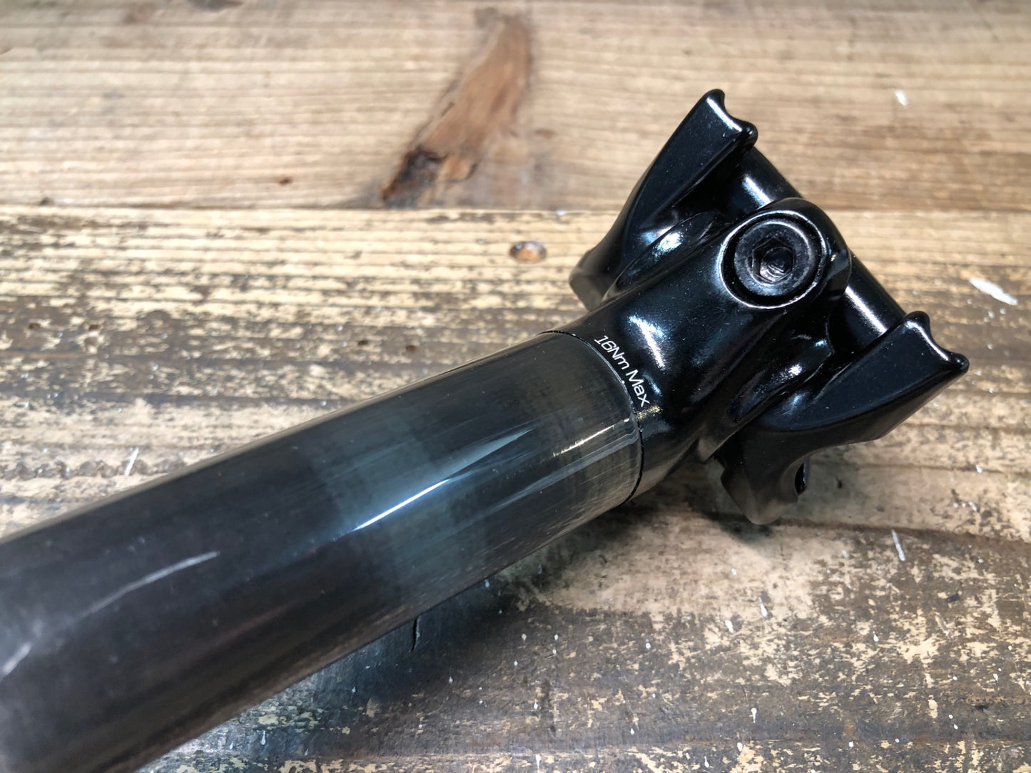 JA985 ボントレガー BONTRAGER PRO カーボン シートポスト 330㎜ Φ27.2 セットバック15mm