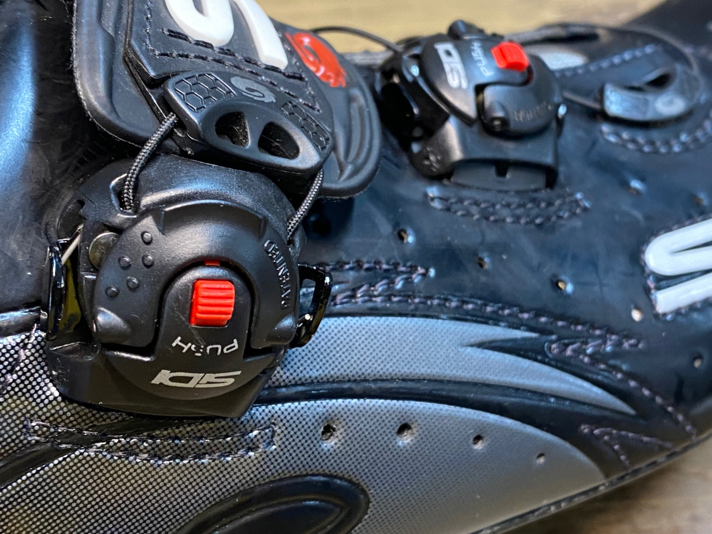 JC877 シディ SIDI VENT CARBON SOLE ビンディングシューズ EU44 黒