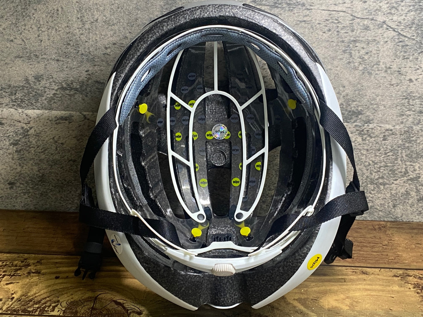 JC084 ジロ GIRO シンセ SYNTHE AF MIPS ヘルメット 白 L 59-63cm 2023/2製造
