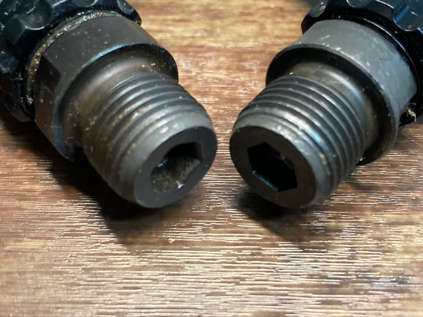 IW135 シマノ SHIMANO PD-R540 ビンディングペダル