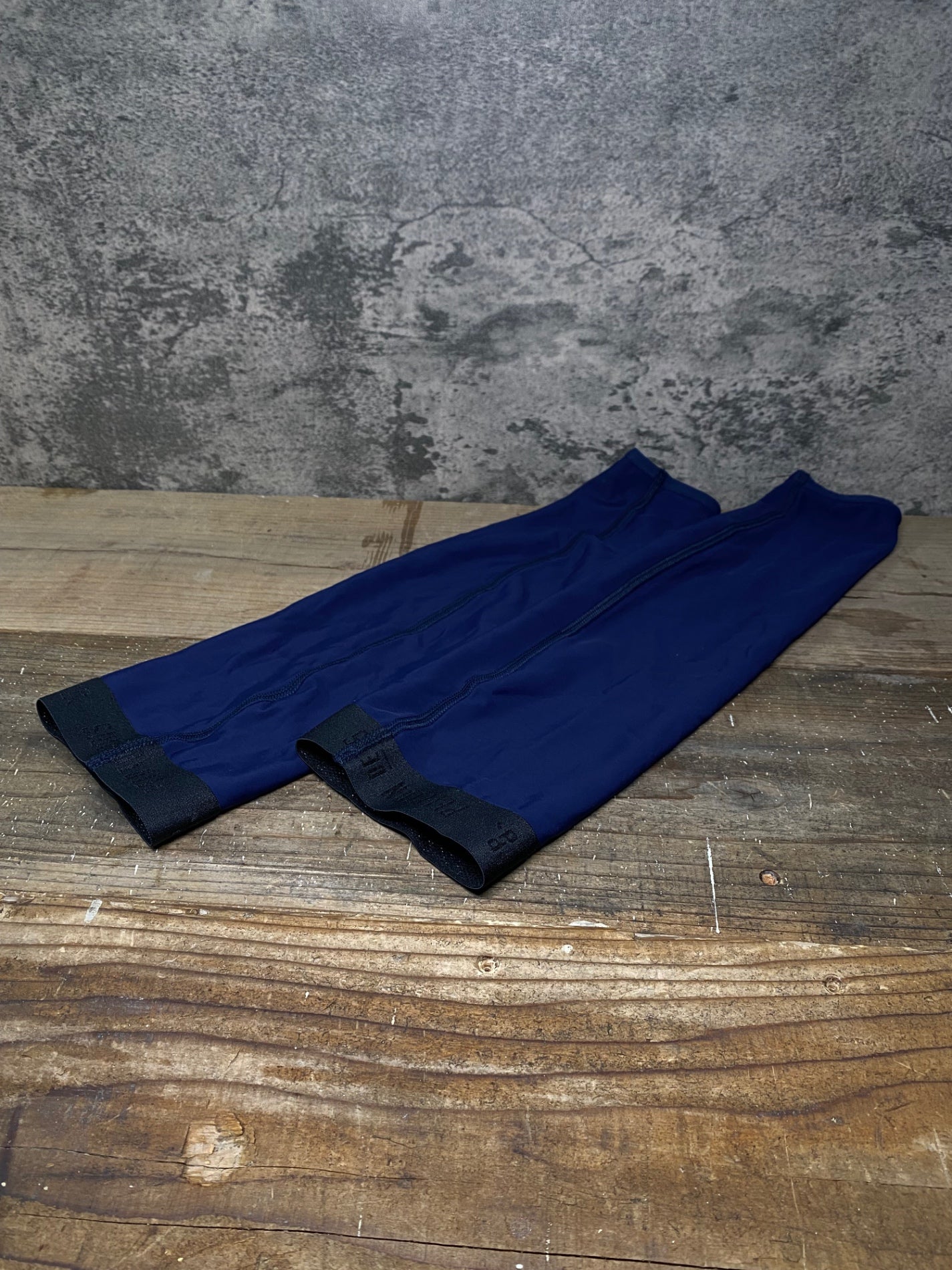 IO493 プロトンド パリ PELOTON DE PARIS THERMAL ARM WARMERS アームウォーマー 紺 XL